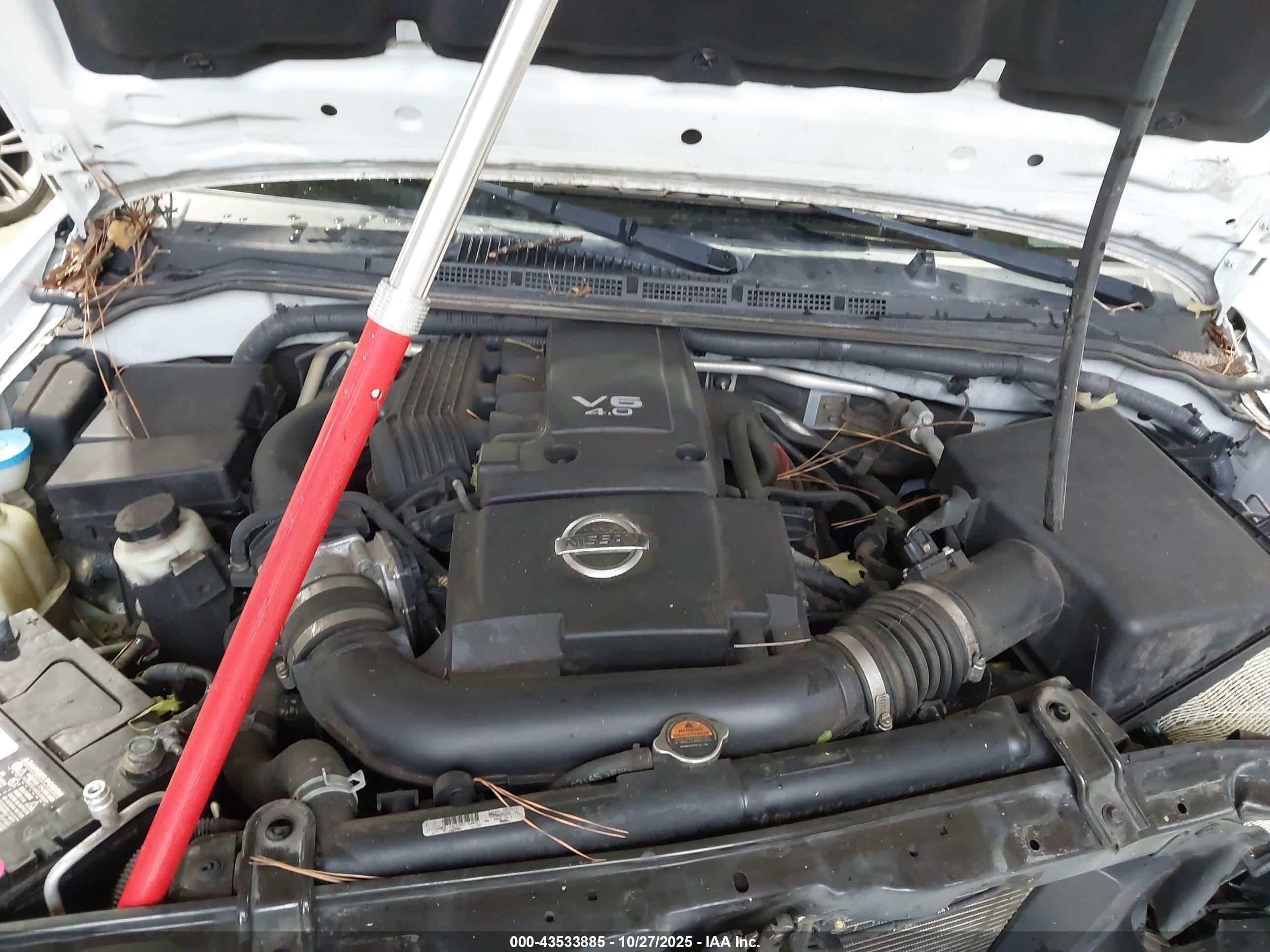 NISSAN FRONTIER image 10