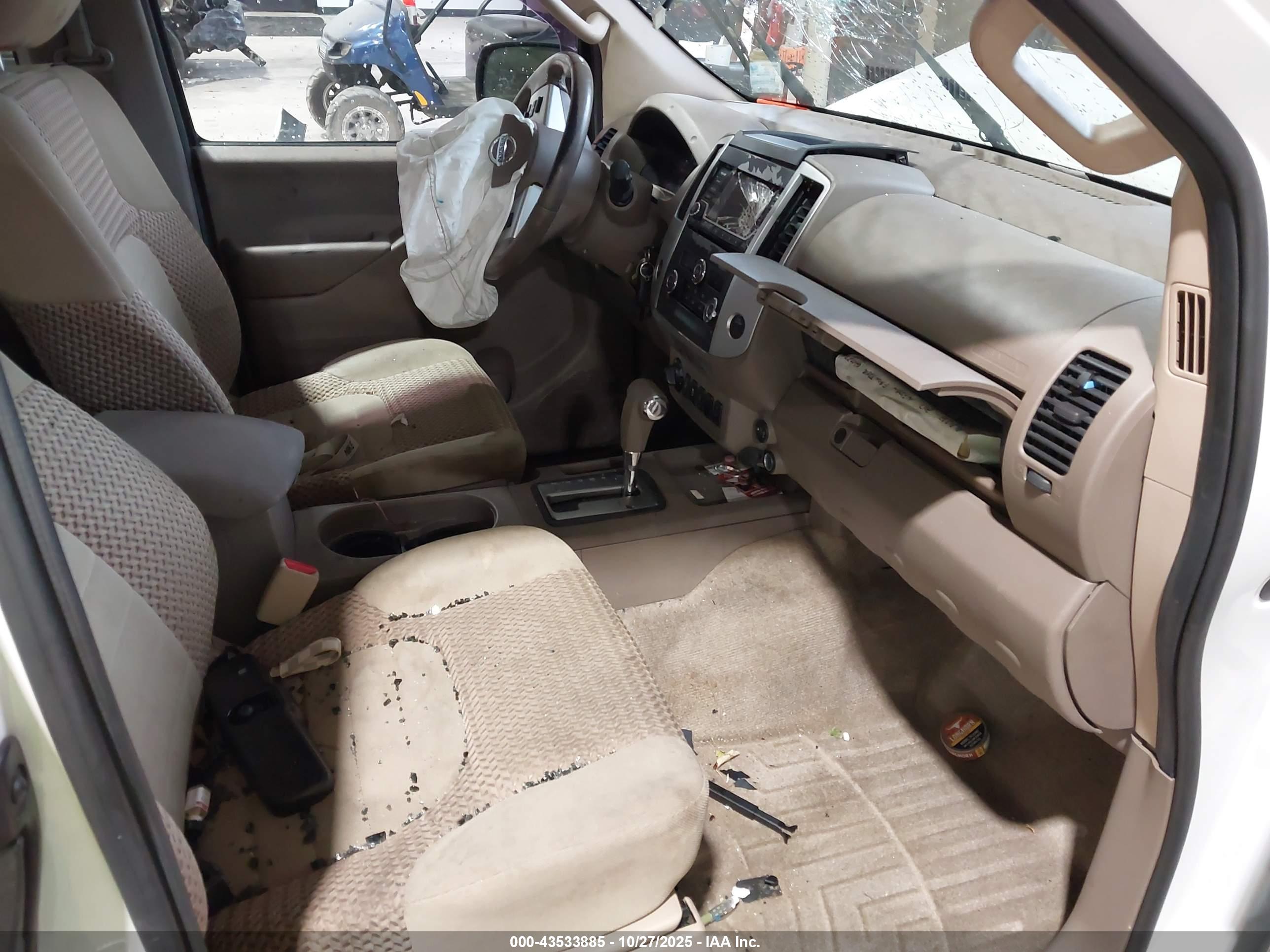 NISSAN FRONTIER image 5