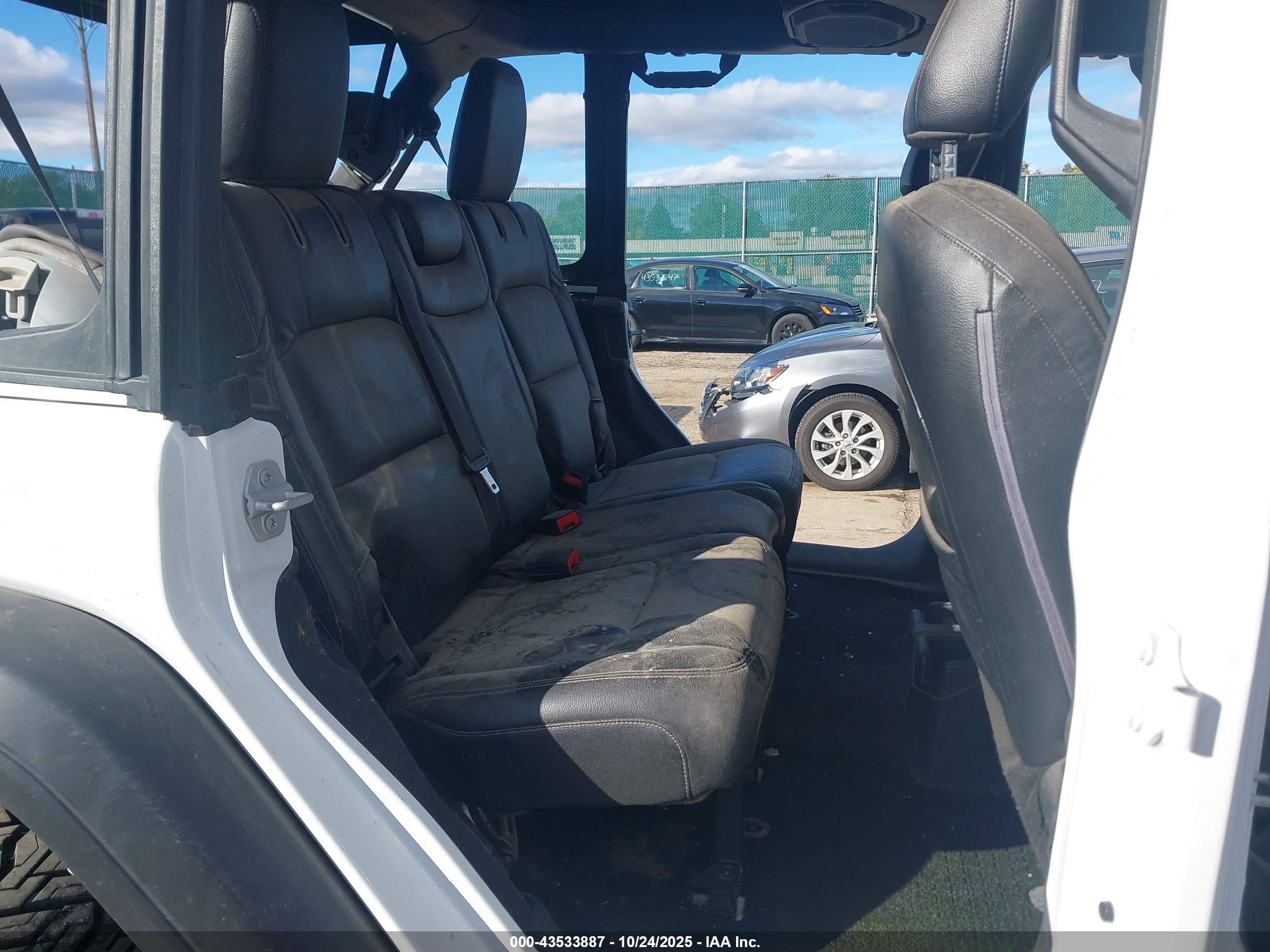 JEEP WRANGLER image 8