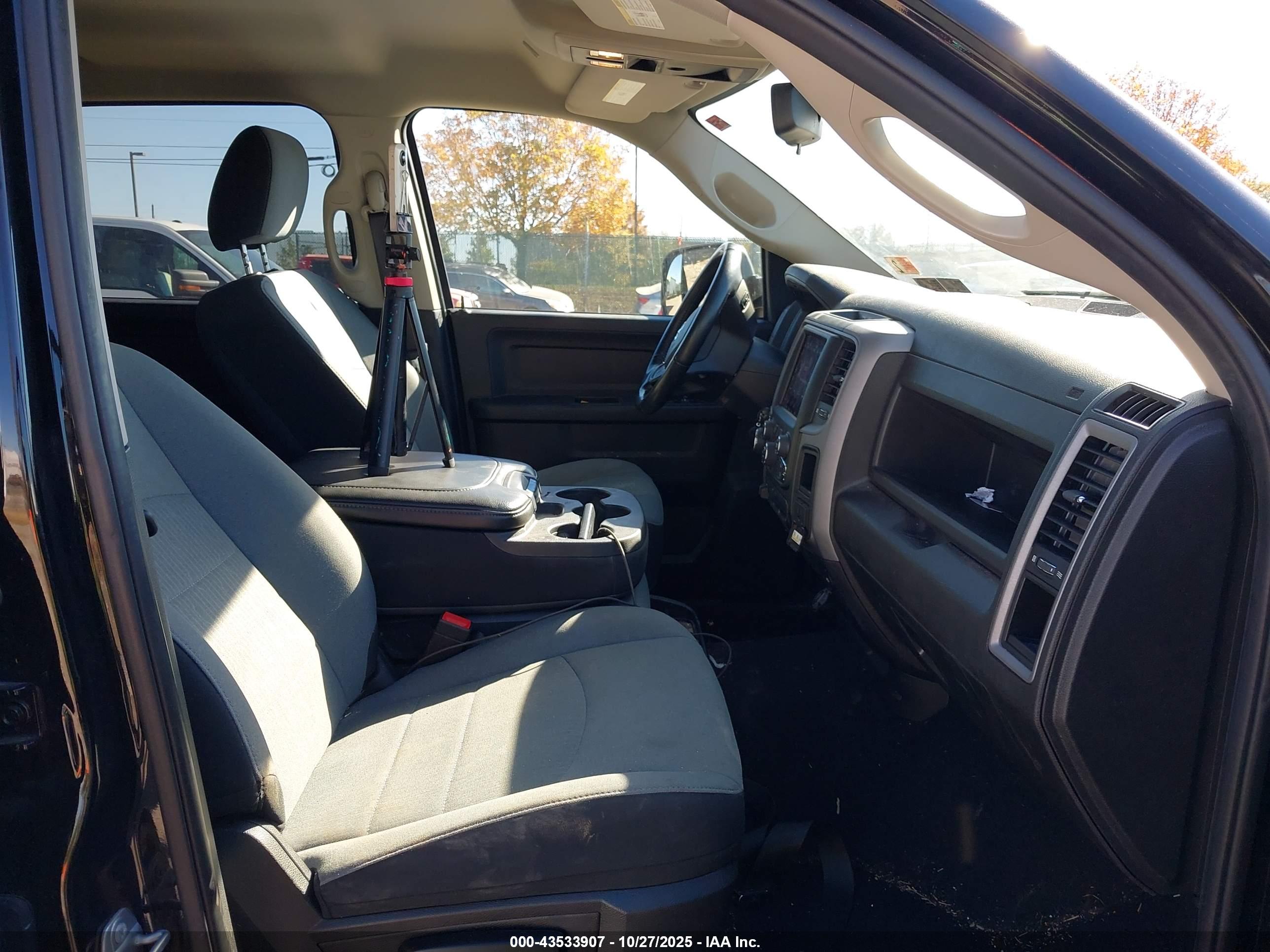 RAM 1500 image 5