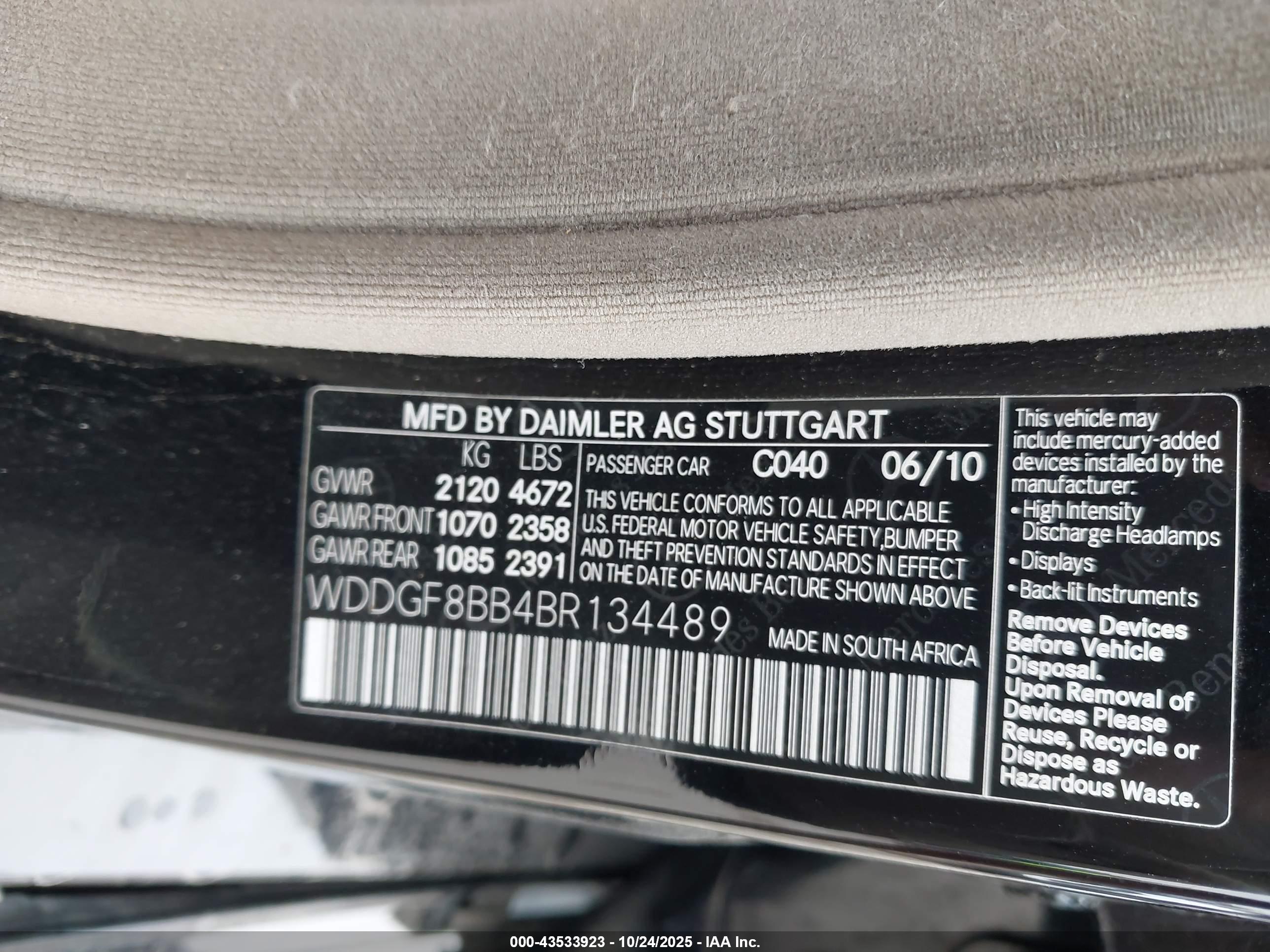MERCEDES-BENZ C image 9