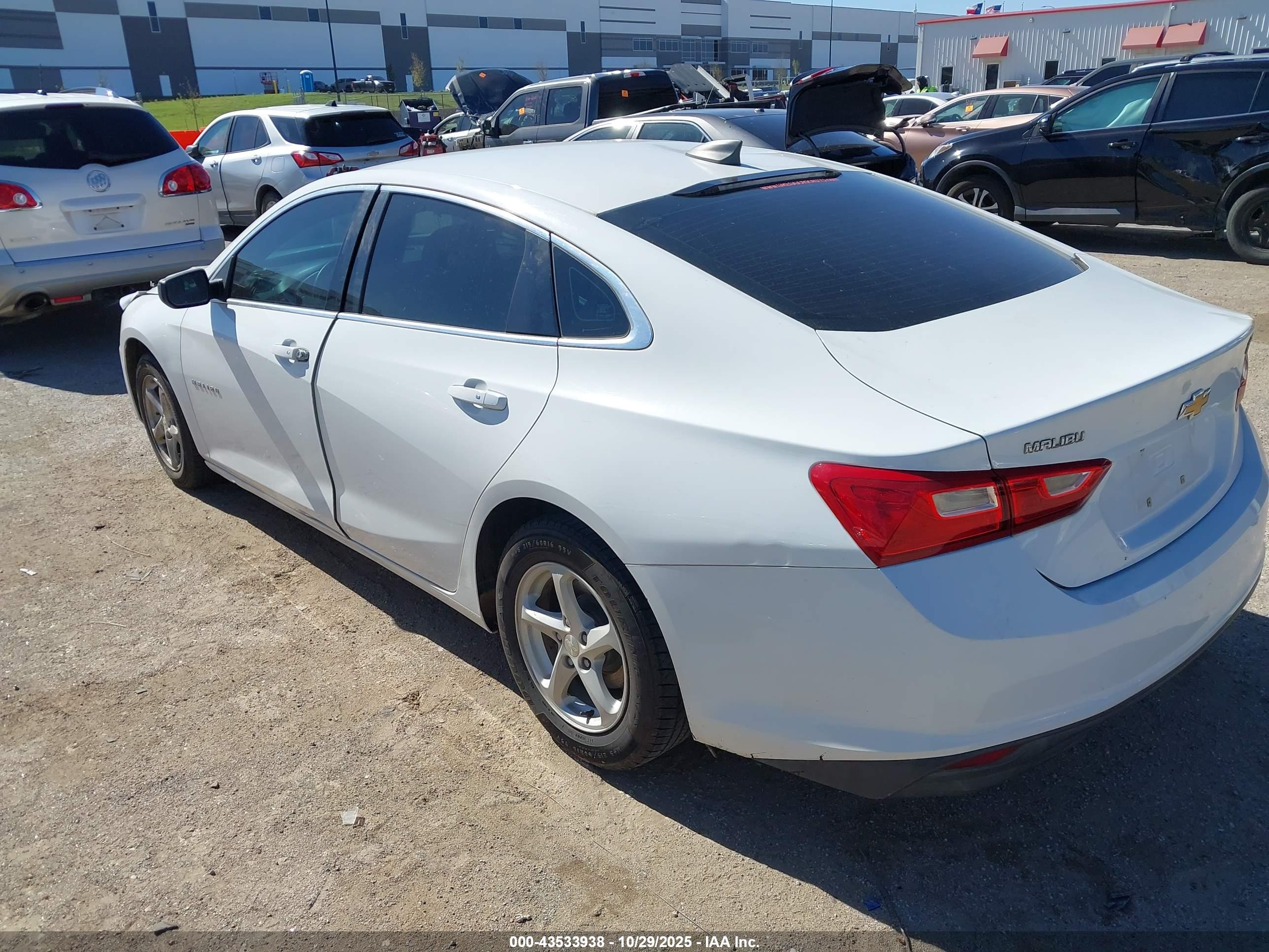 CHEVROLET MALIBU image 3