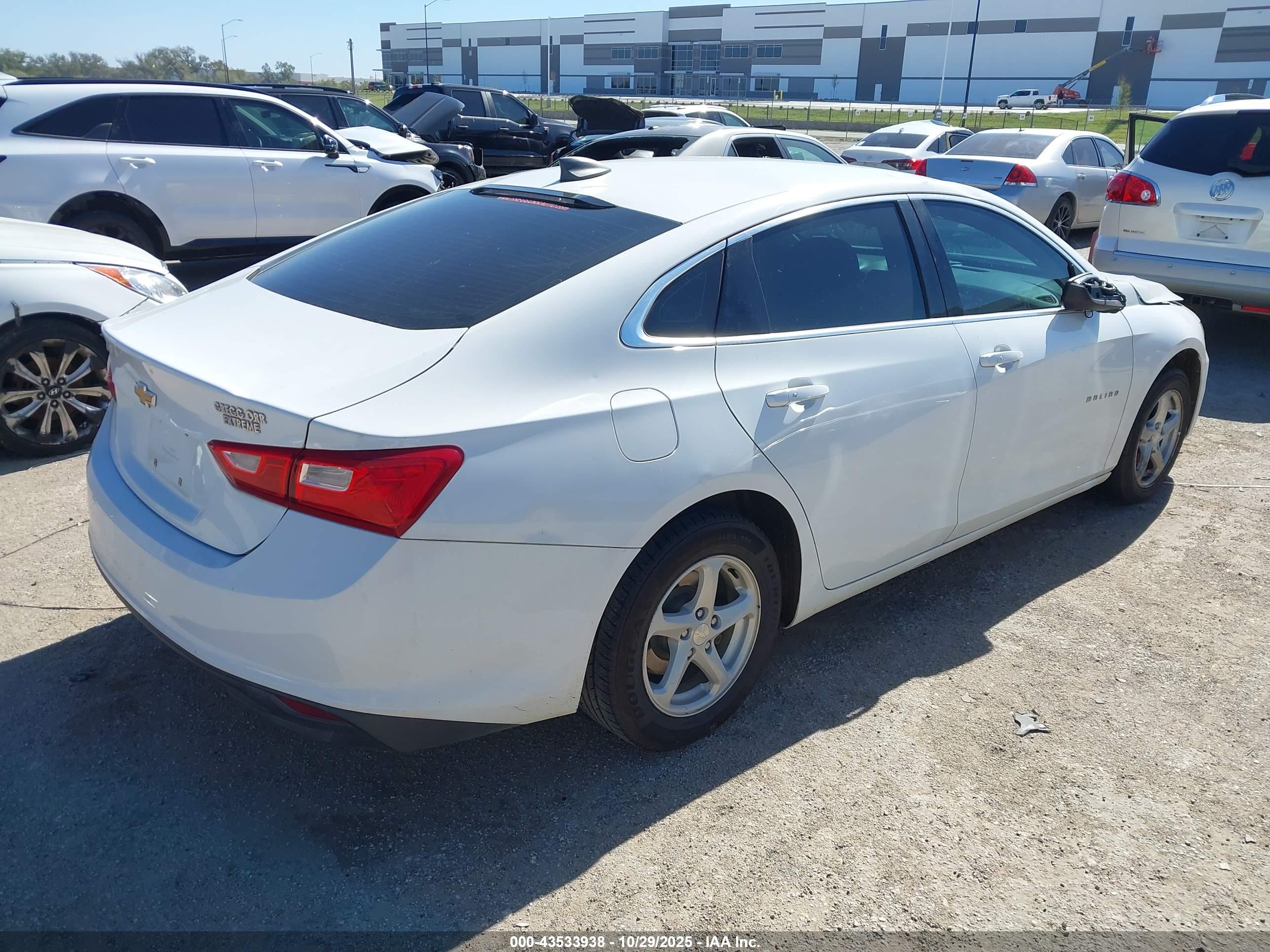 CHEVROLET MALIBU image 4