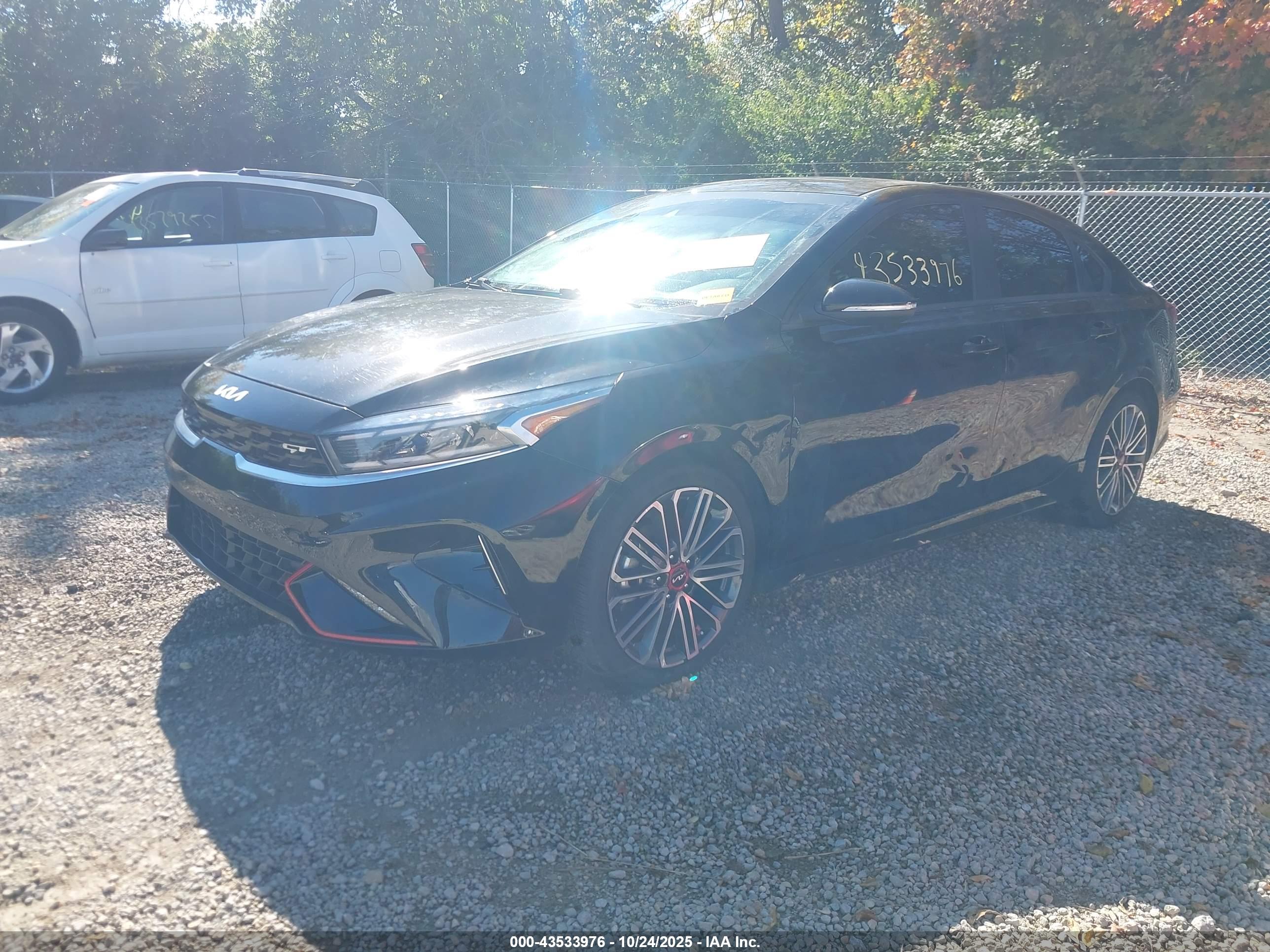 KIA FORTE image 2