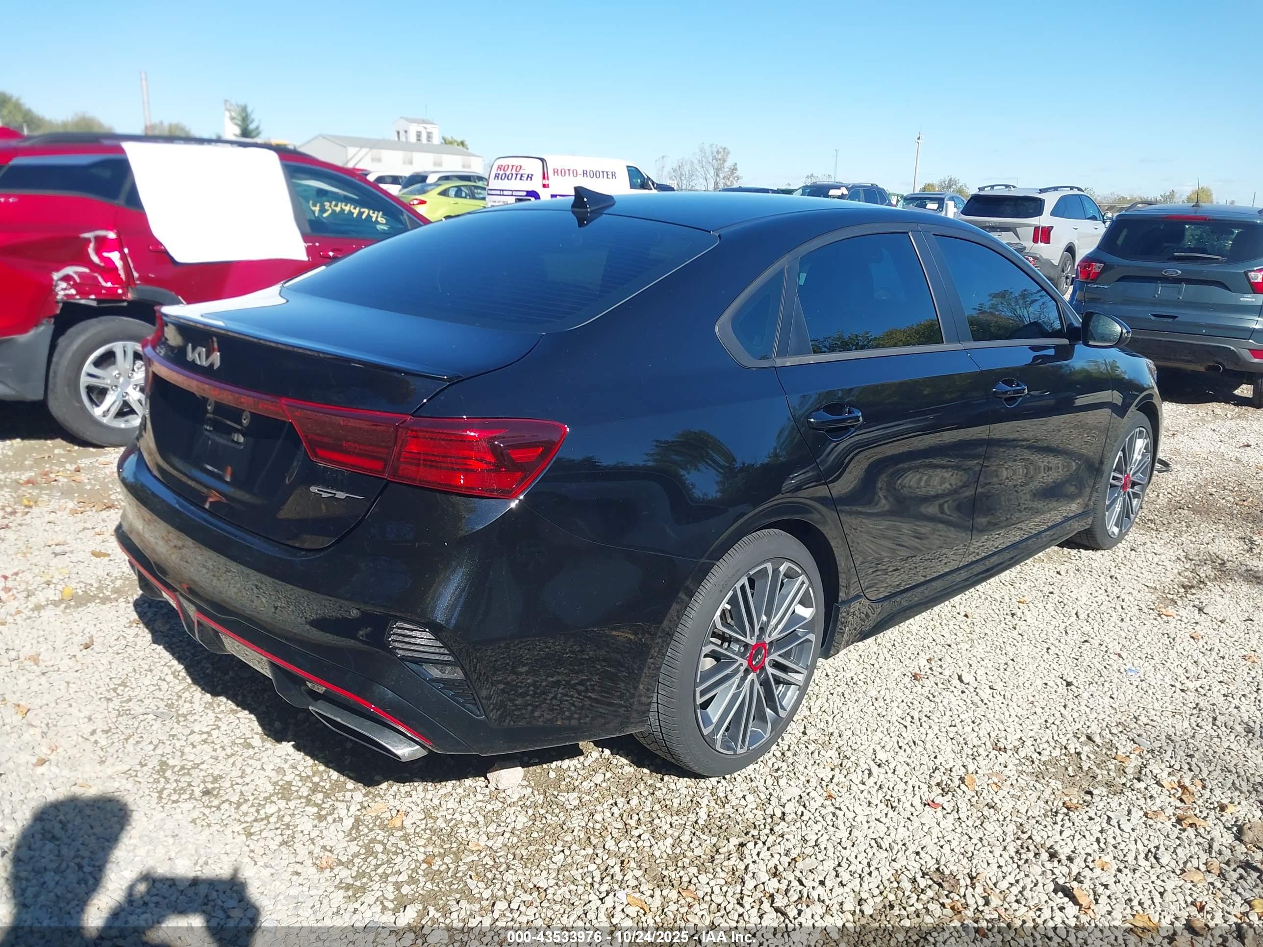 KIA FORTE image 4