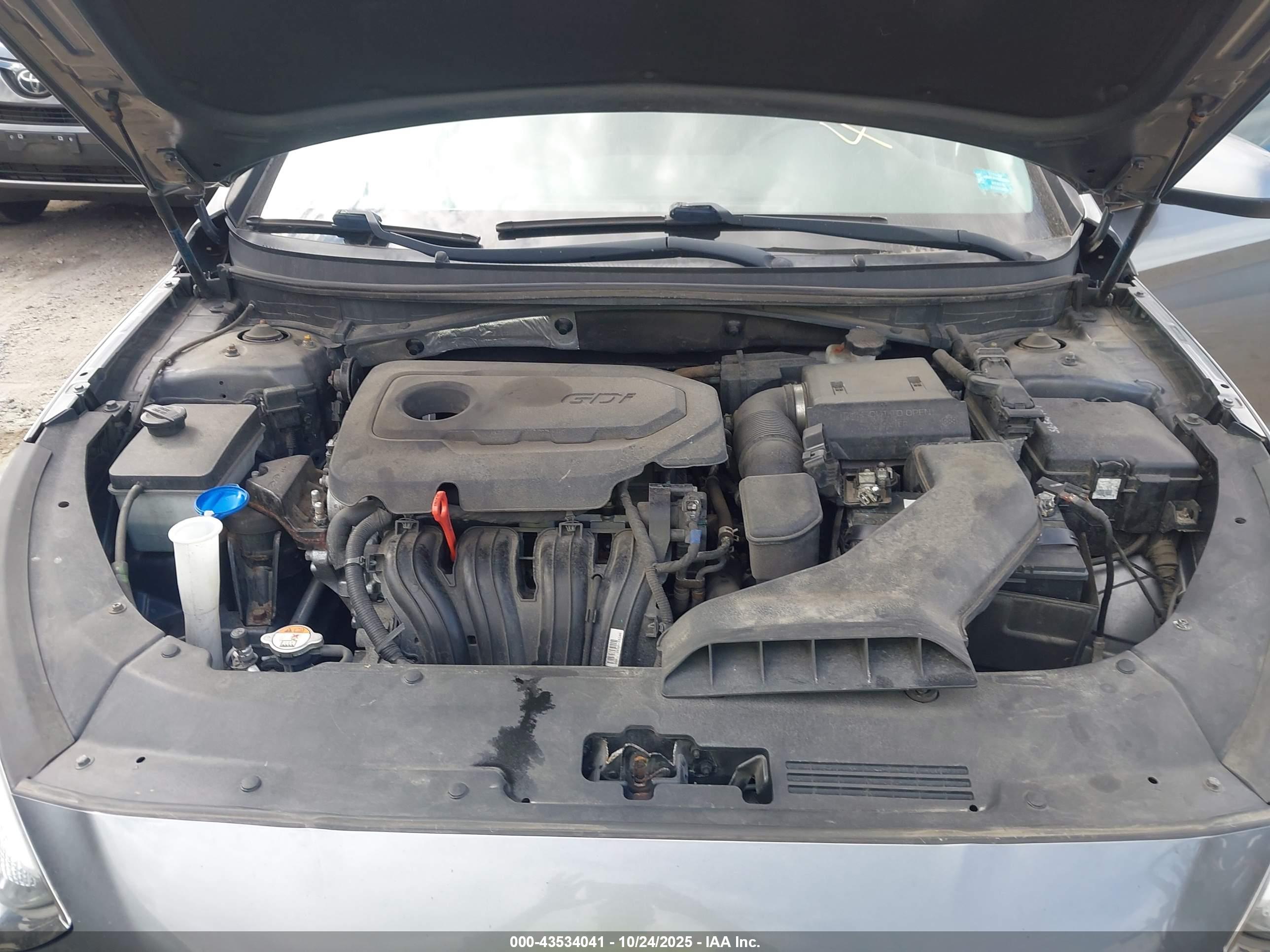 HYUNDAI SONATA image 10