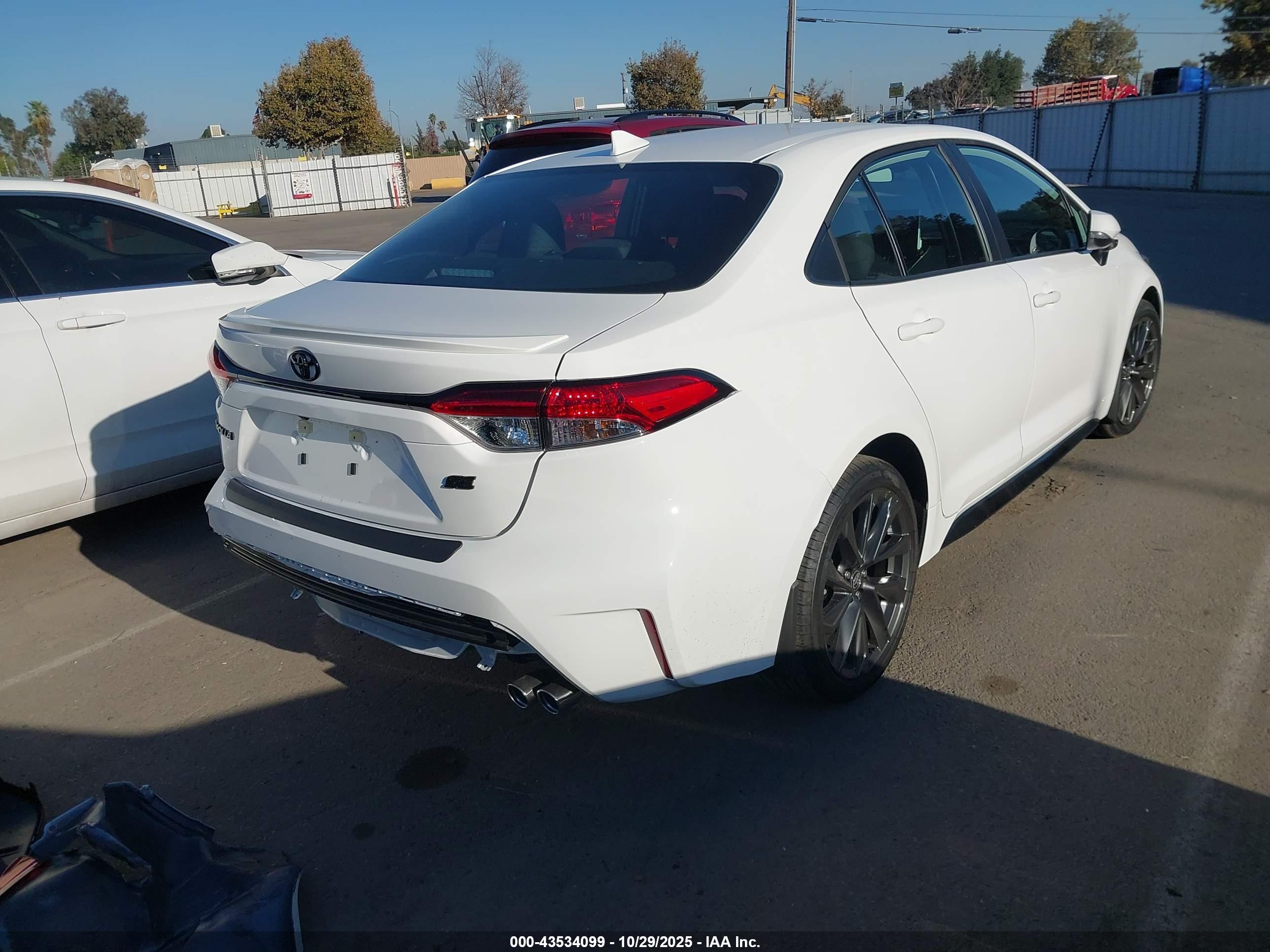 TOYOTA COROLLA image 4