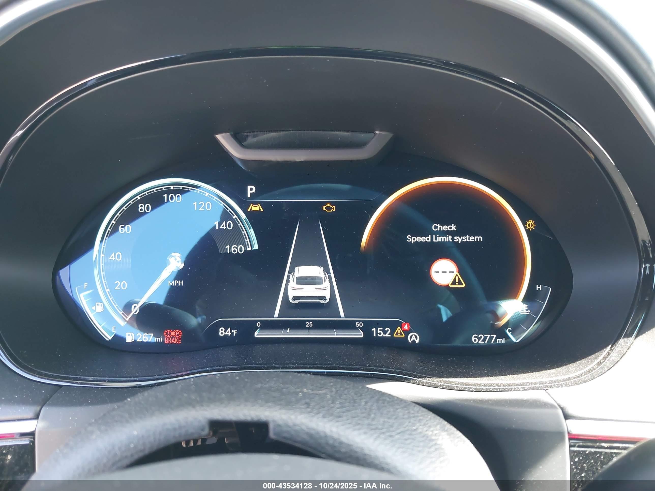 GENESIS GV70 image 7