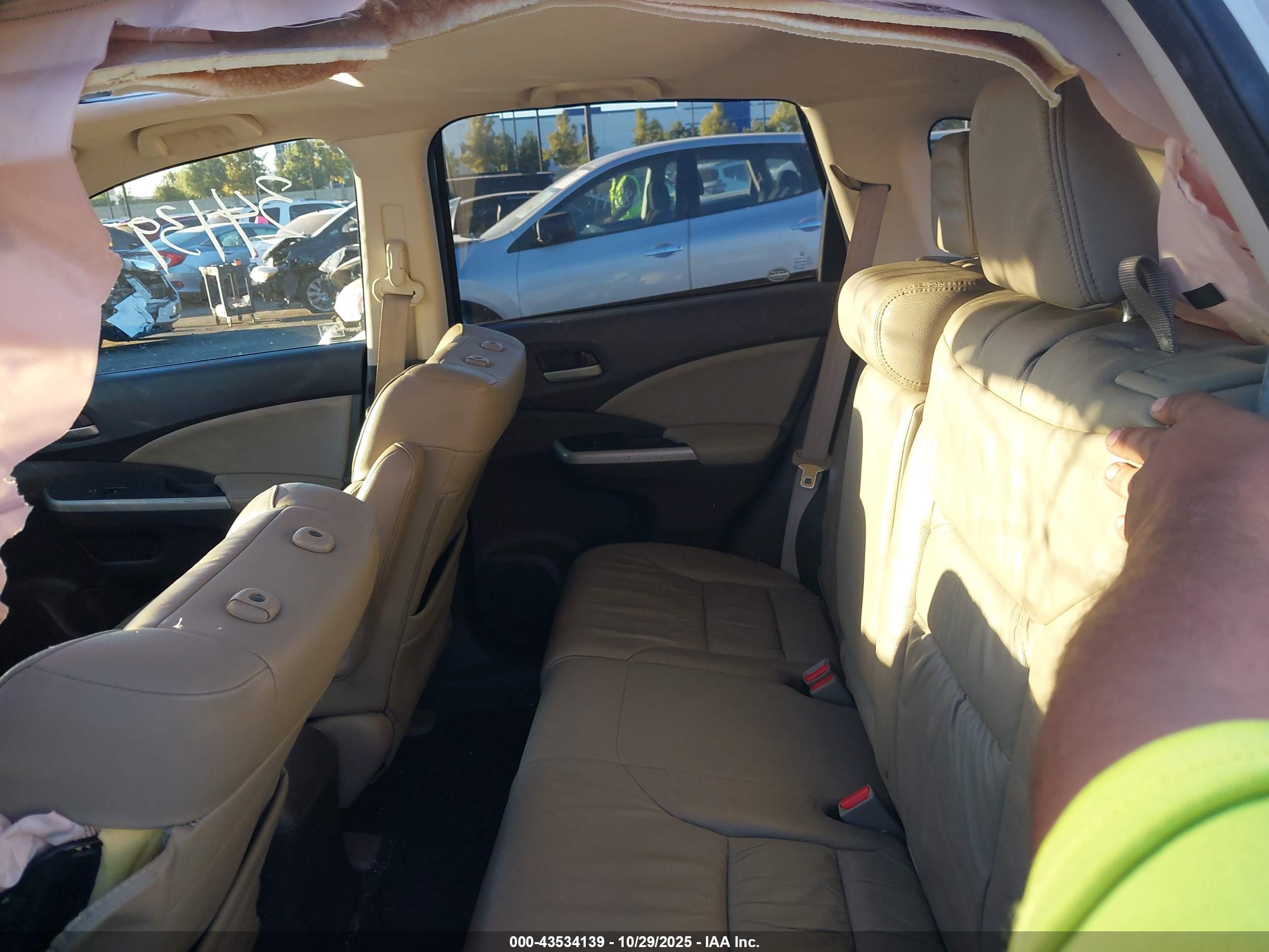 HONDA CR-V image 8