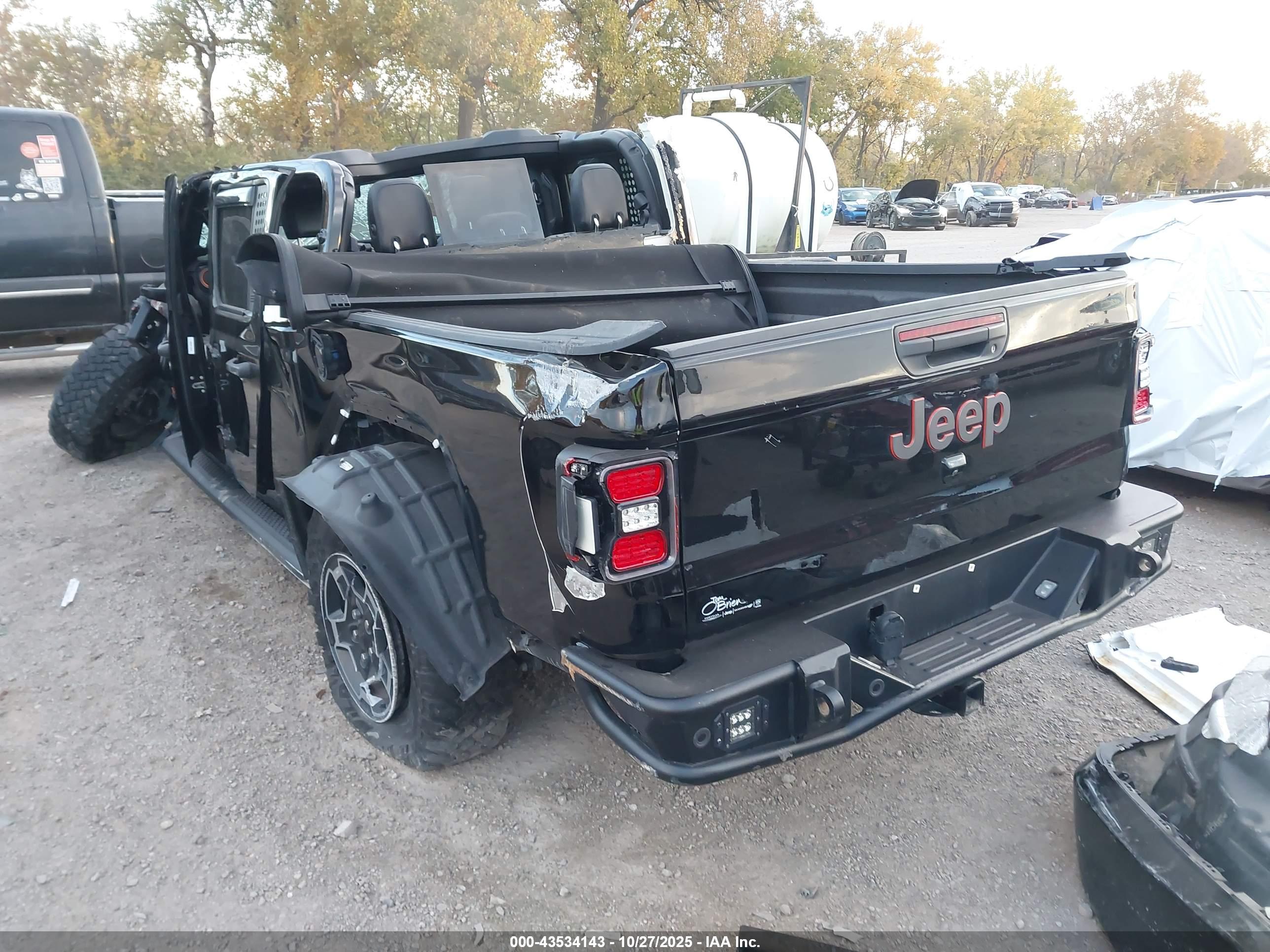 JEEP GLADIATOR image 3