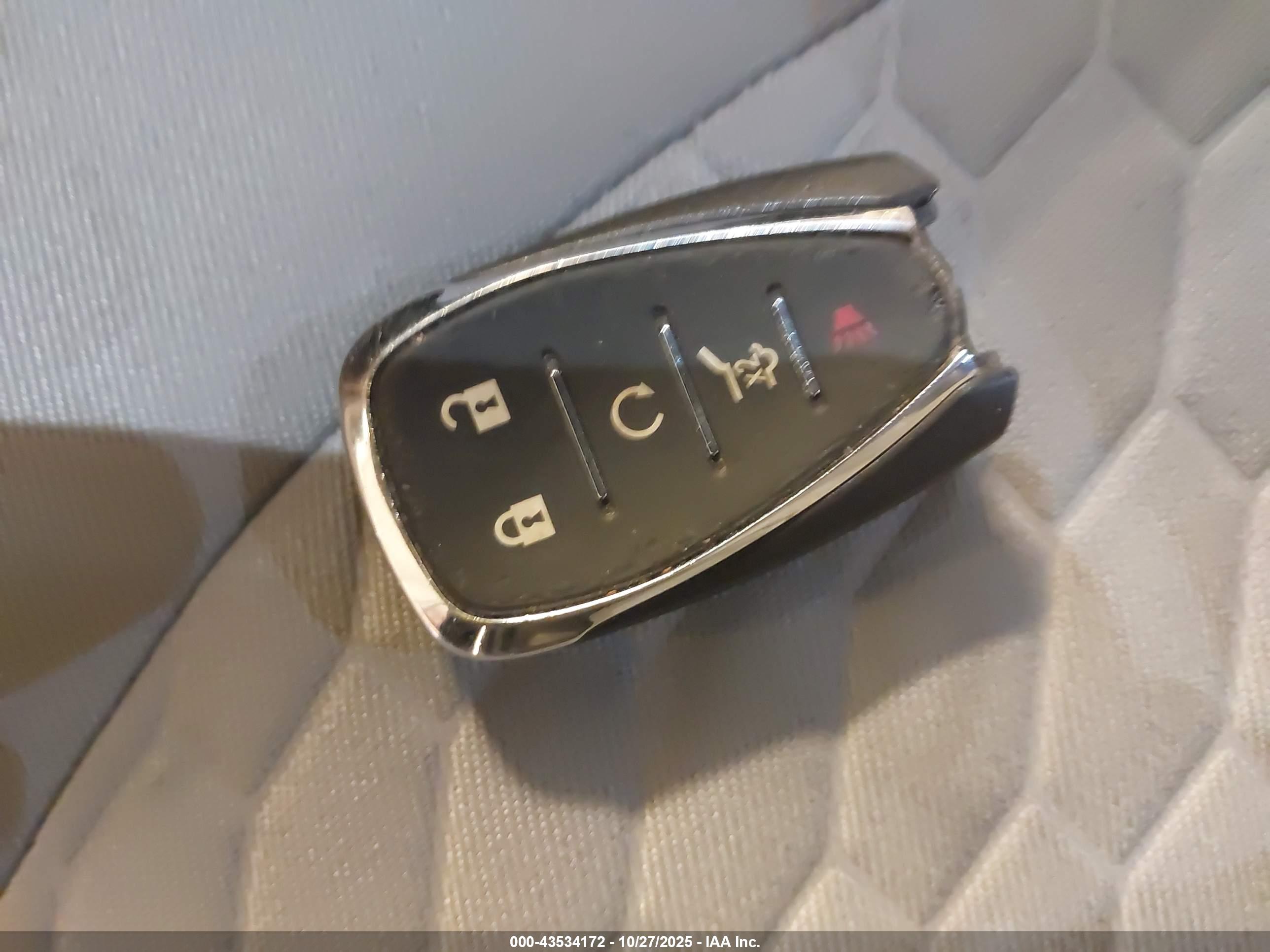 CHEVROLET EQUINOX image 11