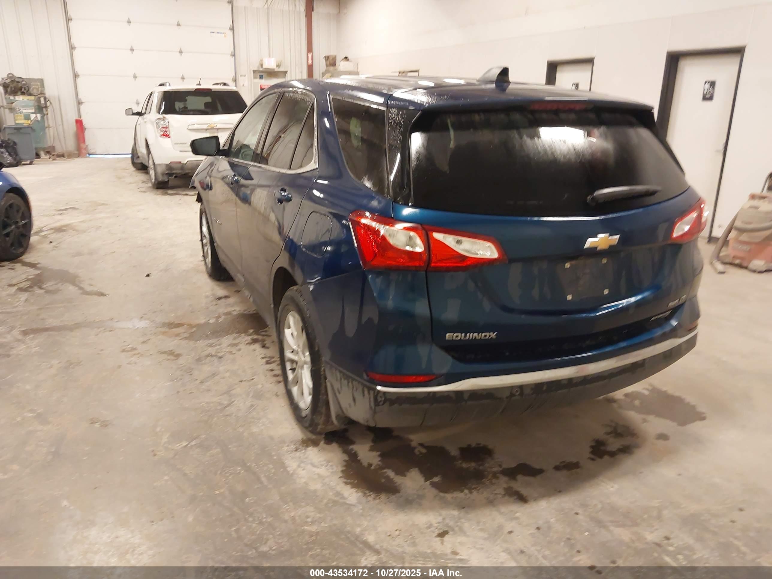 CHEVROLET EQUINOX image 3