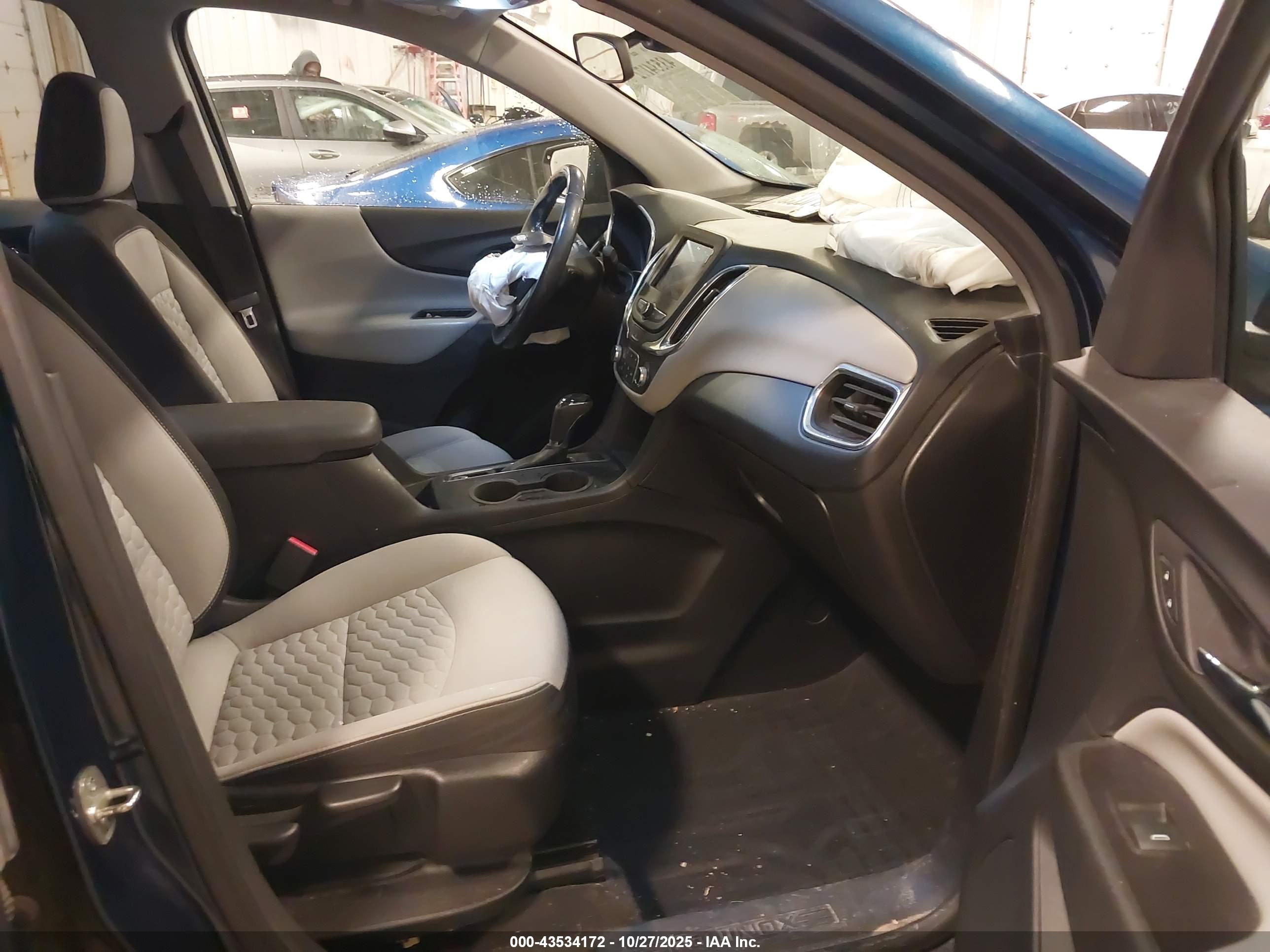 CHEVROLET EQUINOX image 5