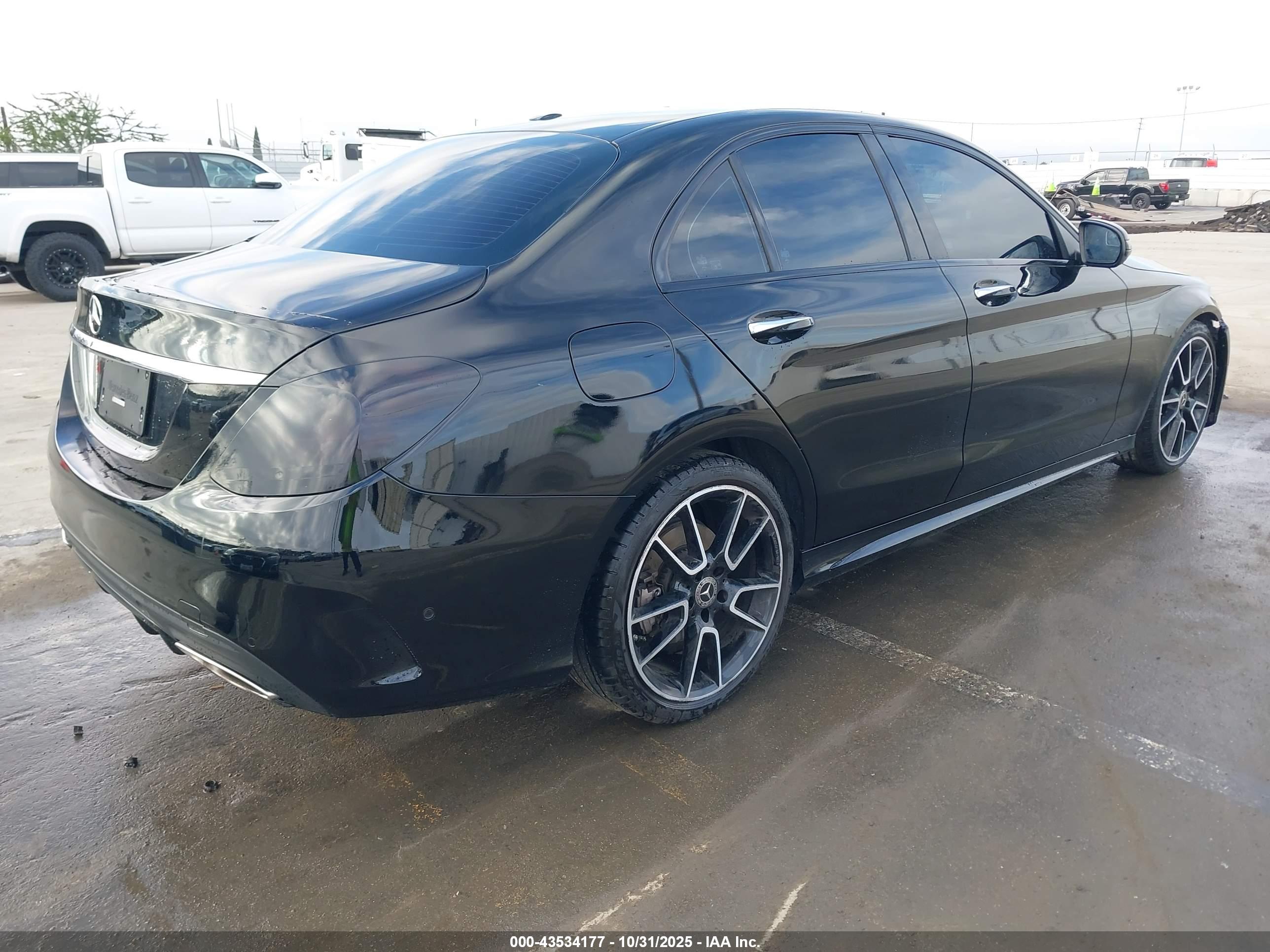 MERCEDES-BENZ C image 4