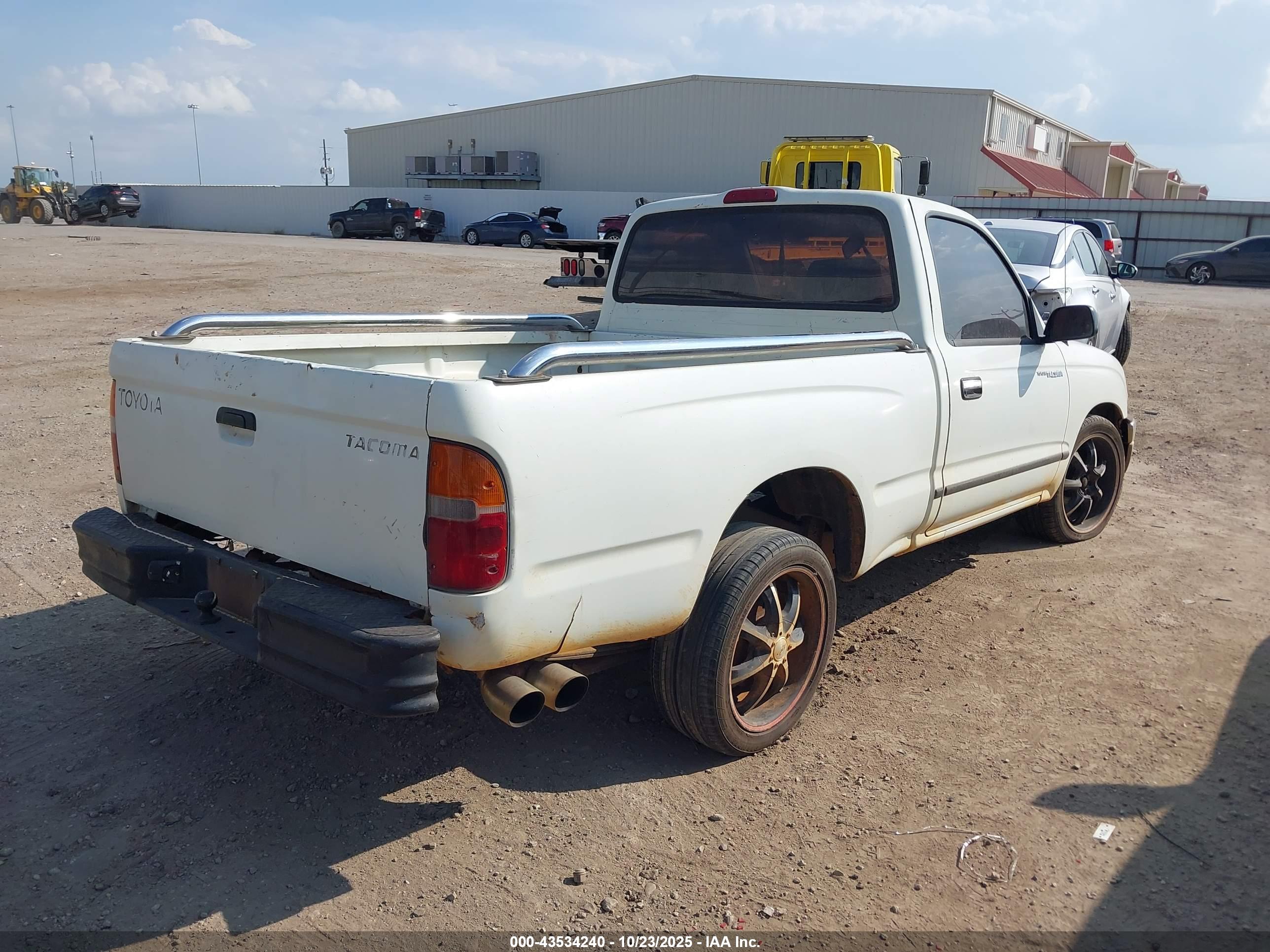 TOYOTA TACOMA image 4