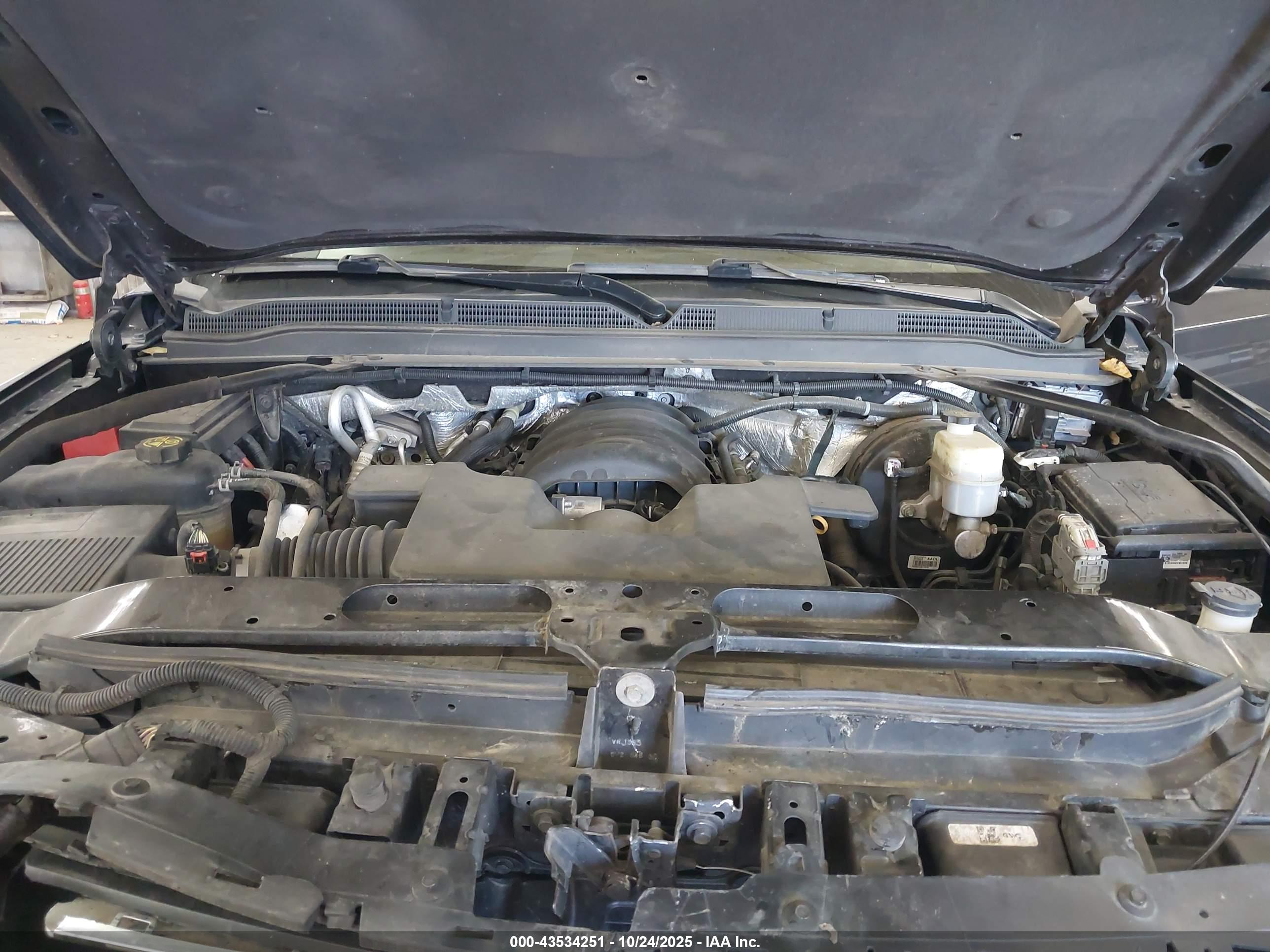 GMC YUKON image 10