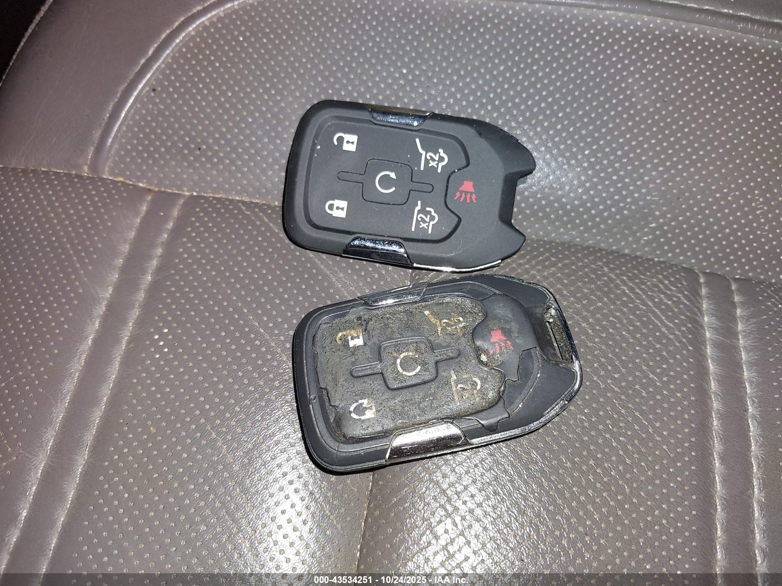 GMC YUKON image 11