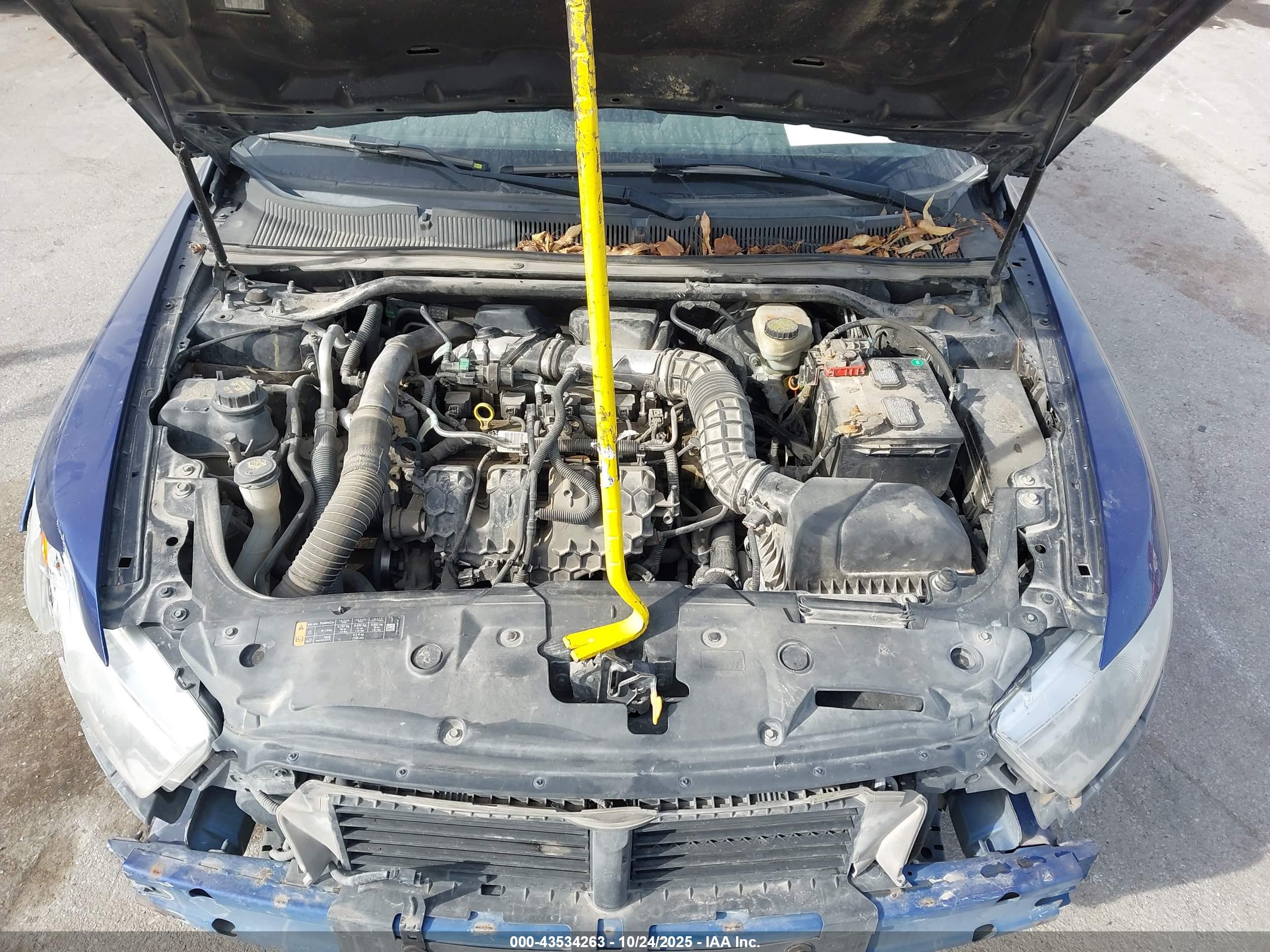 FORD TAURUS image 10