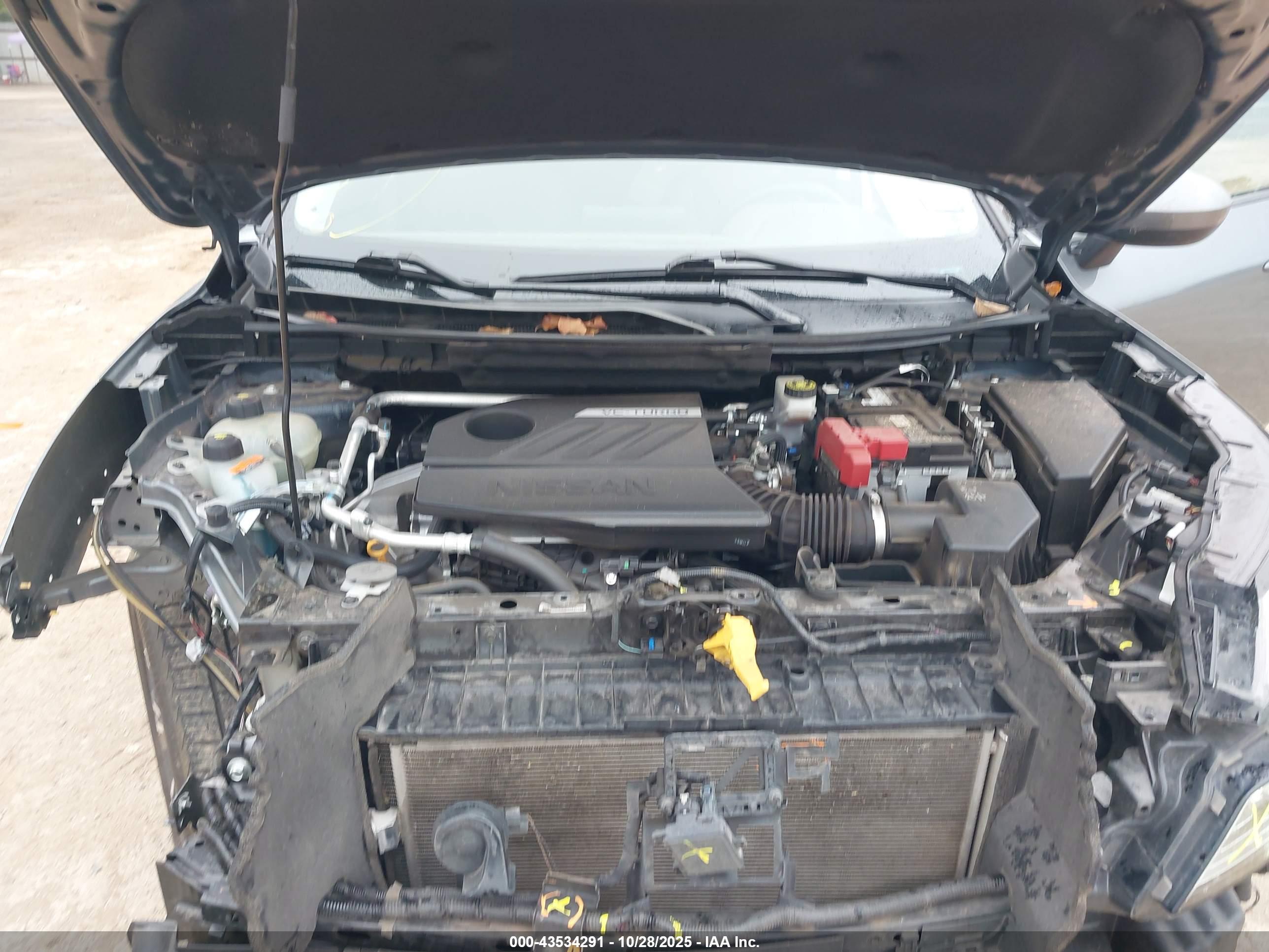 NISSAN ROGUE image 10