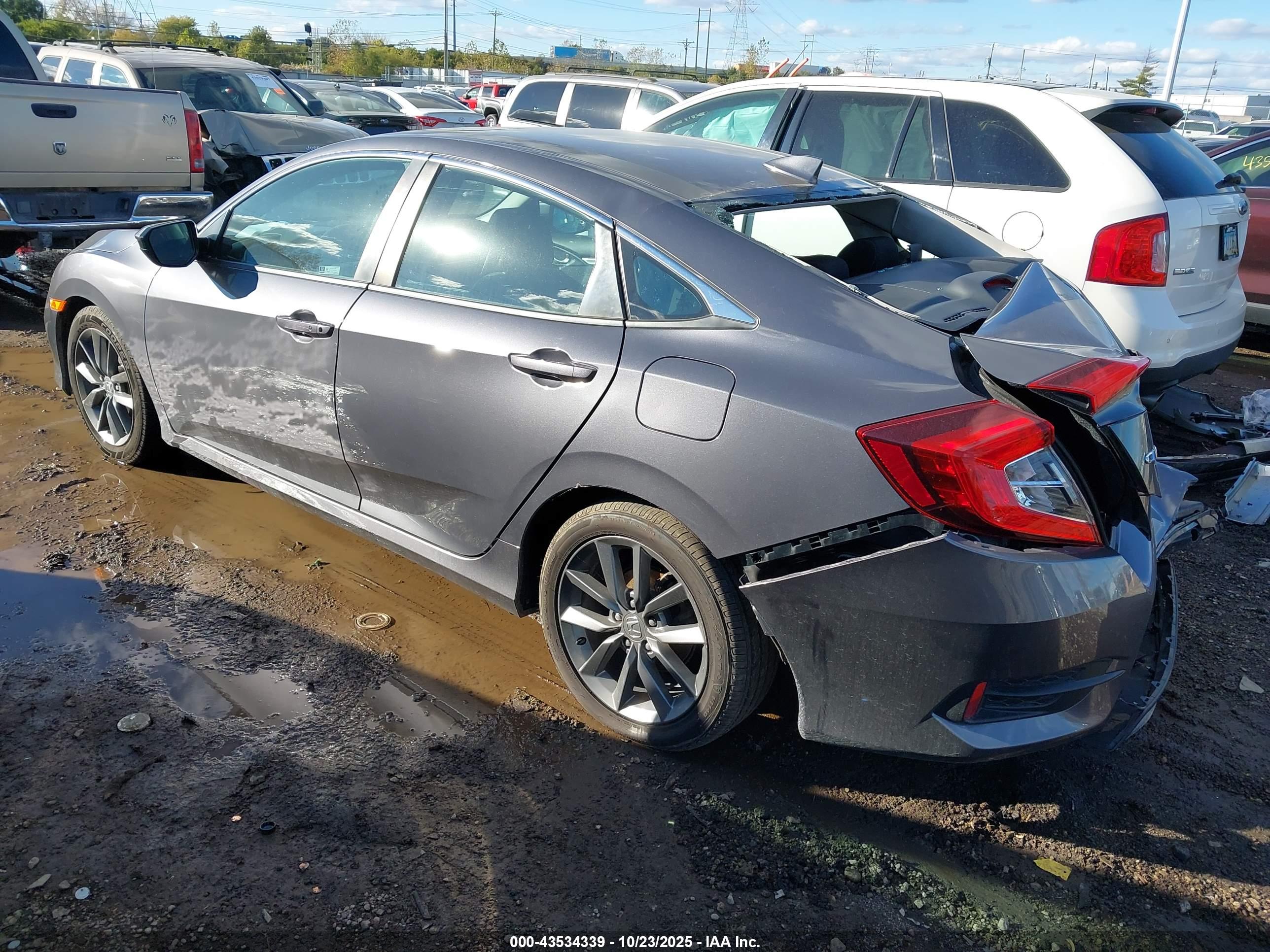 HONDA CIVIC image 3