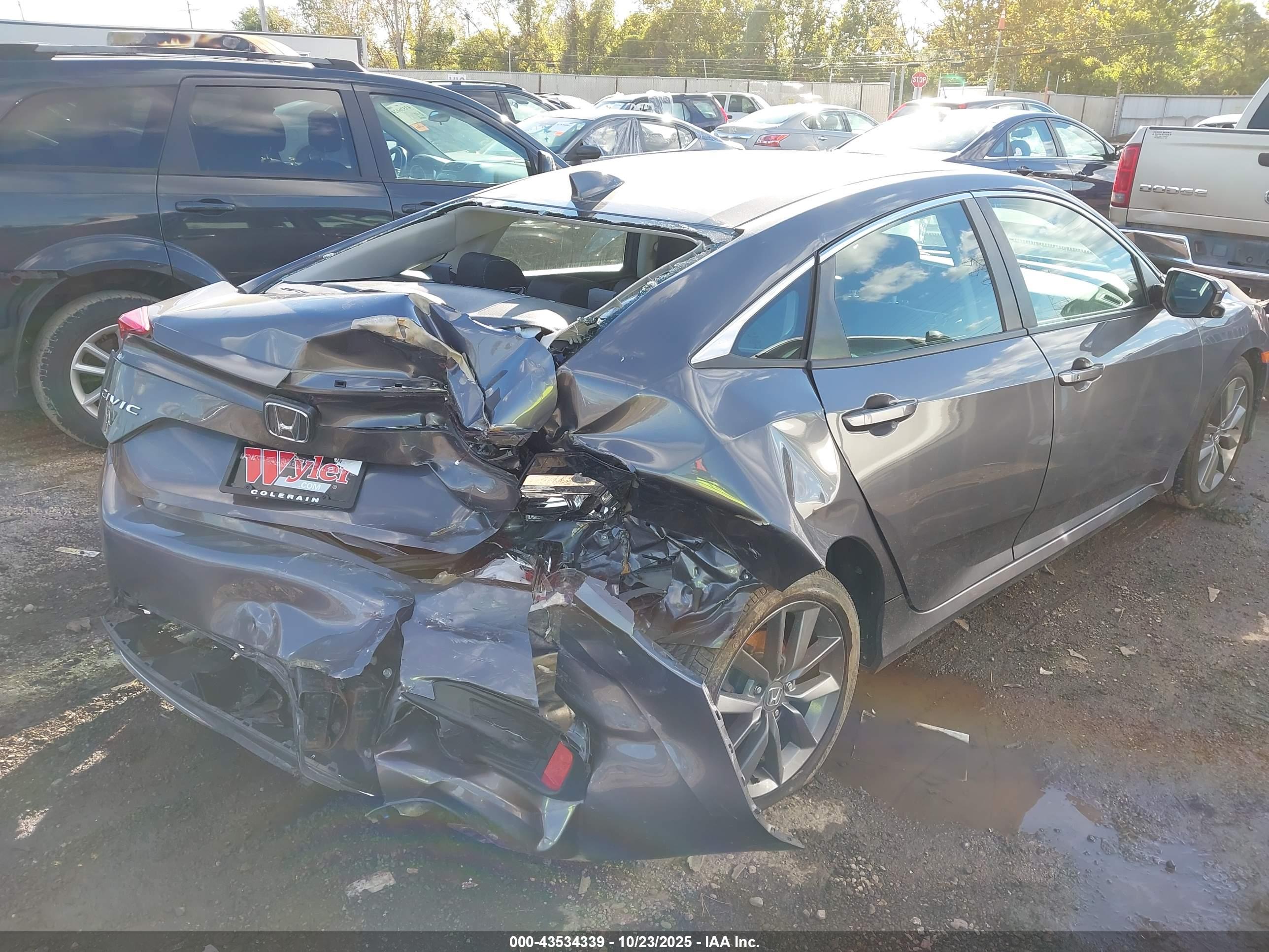 HONDA CIVIC image 6