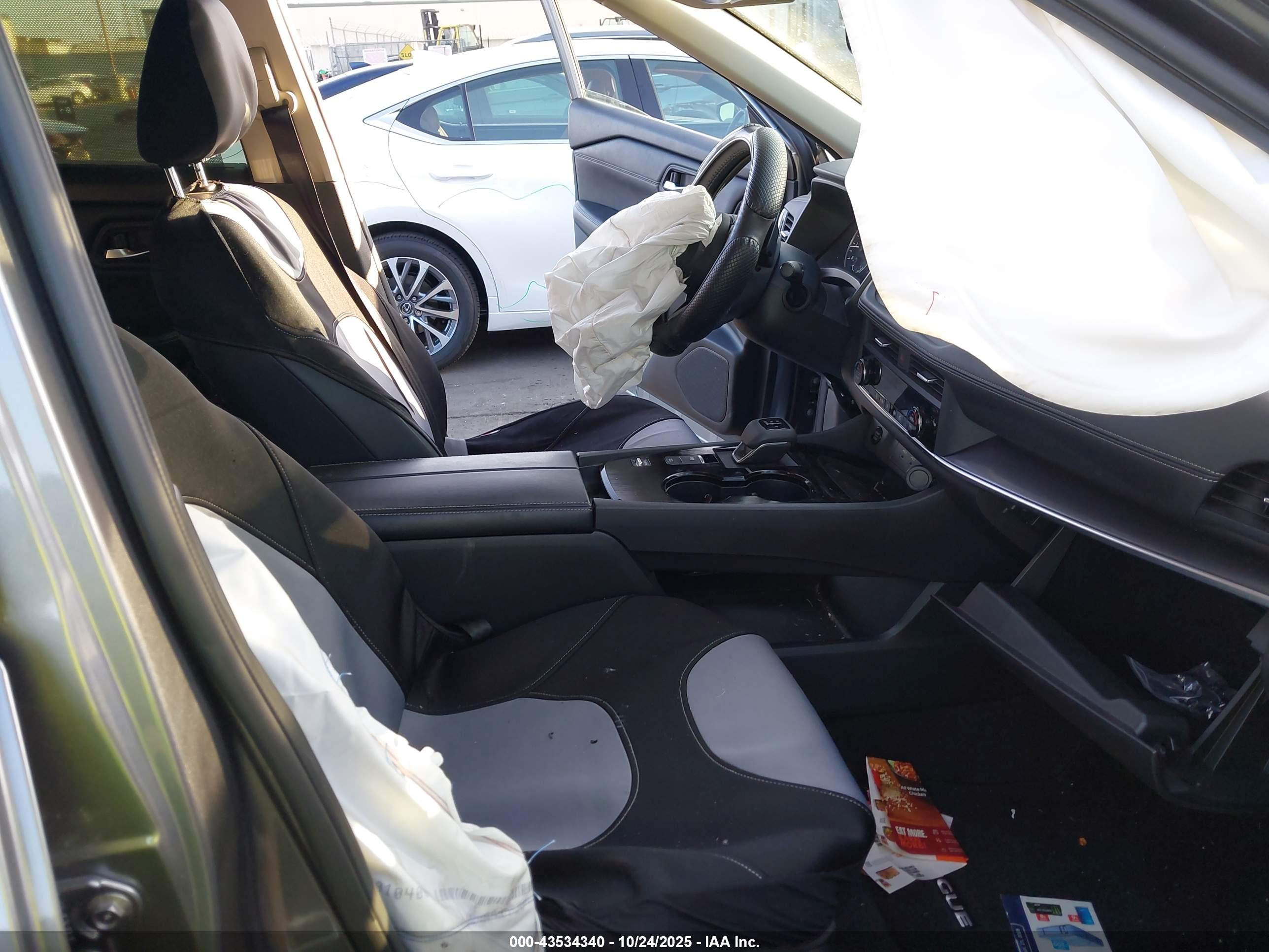 NISSAN ROGUE image 5