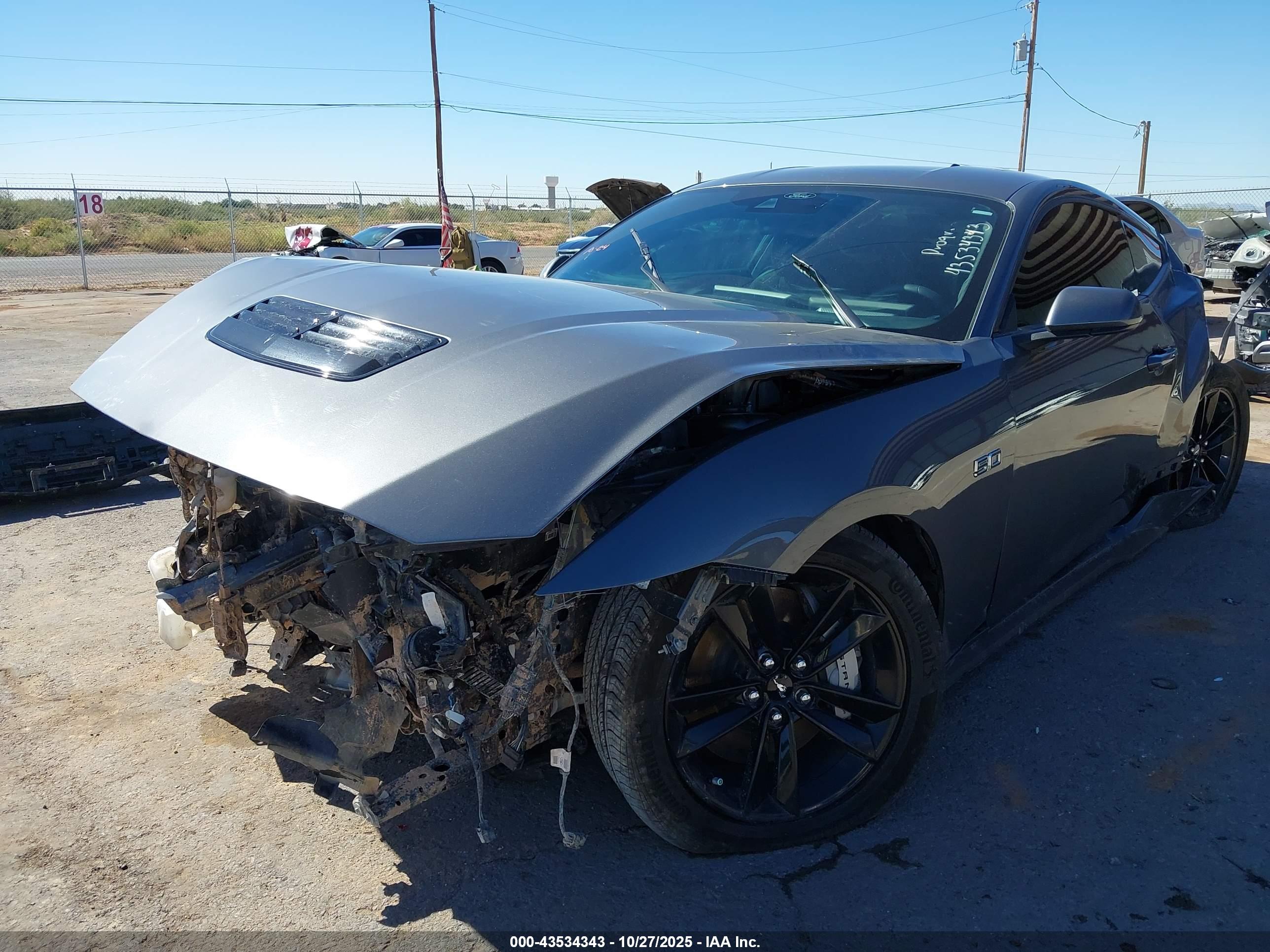 FORD MUSTANG image 6