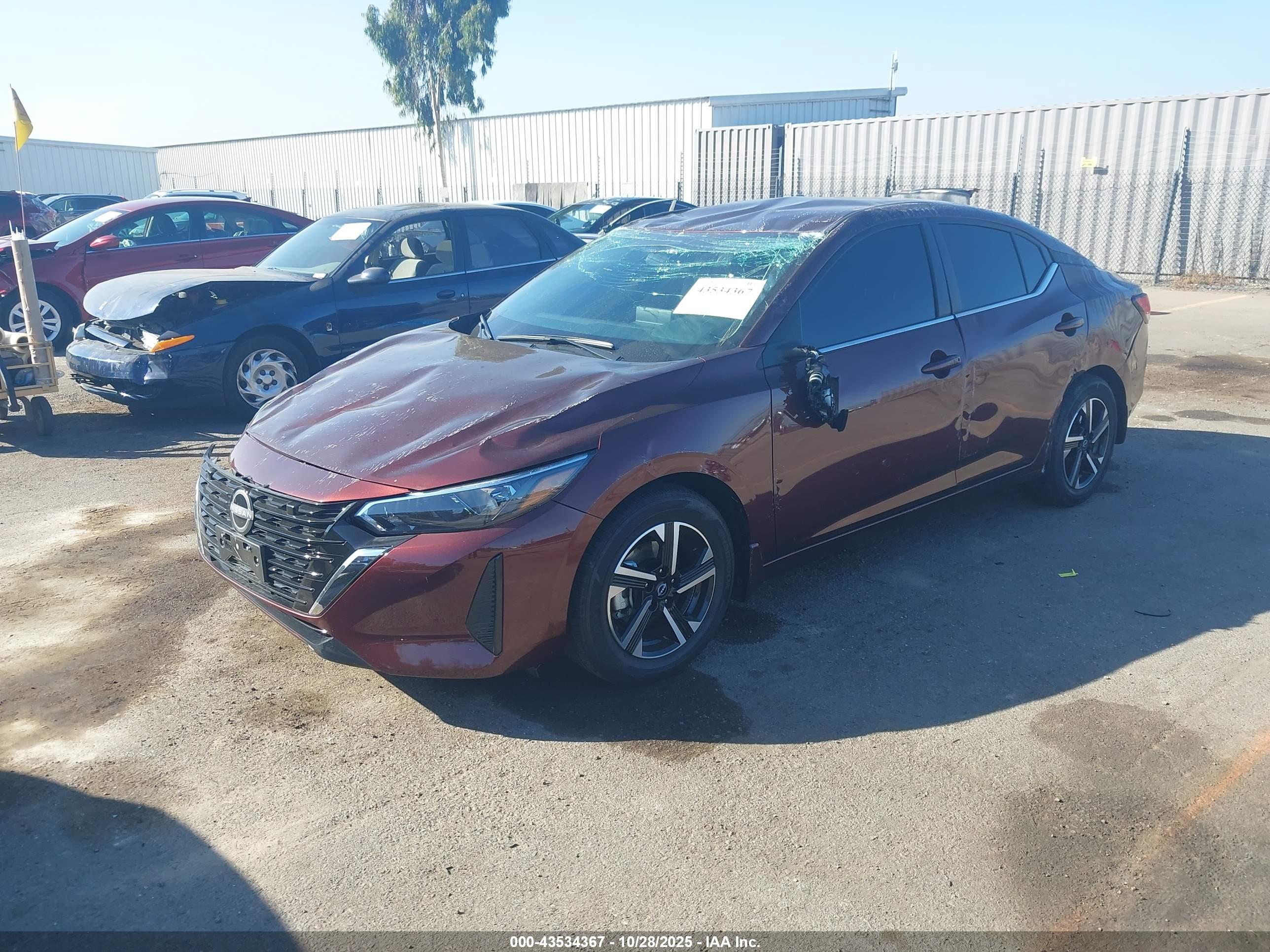 NISSAN SENTRA image 2