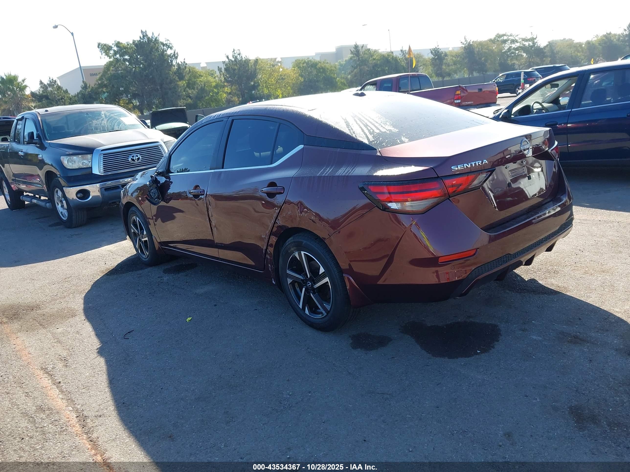 NISSAN SENTRA image 3