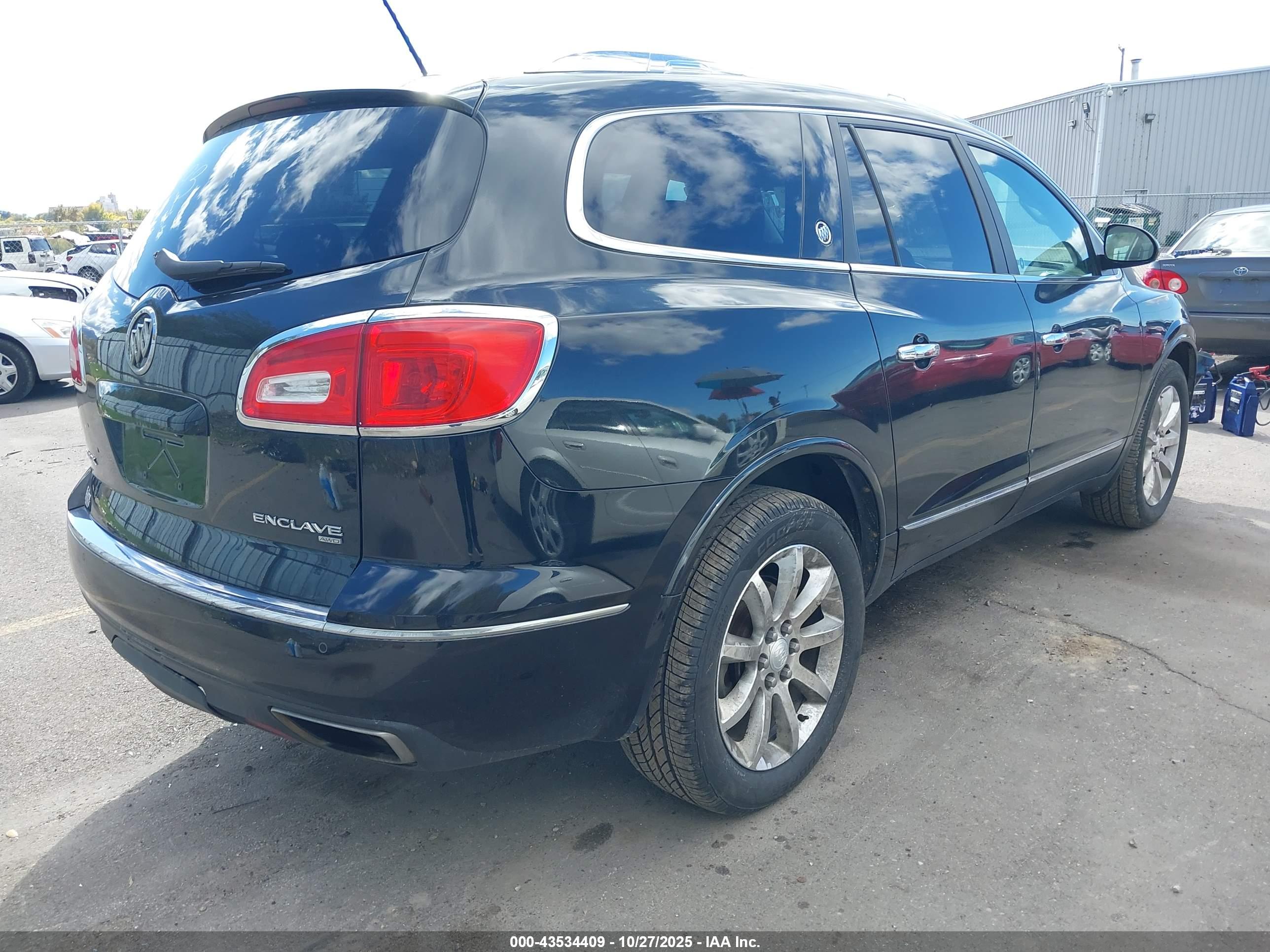 BUICK ENCLAVE image 4