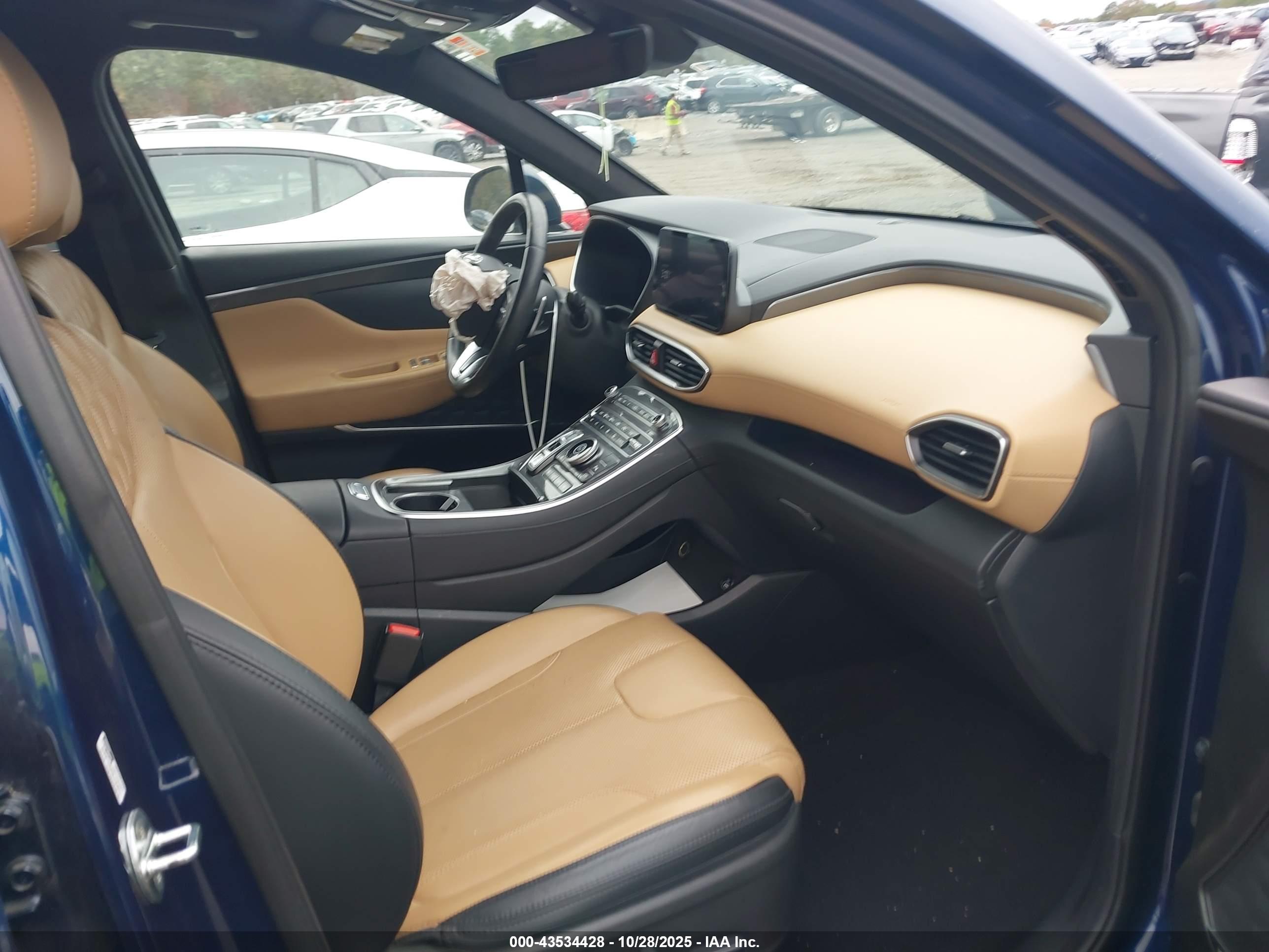 HYUNDAI SANTA image 5