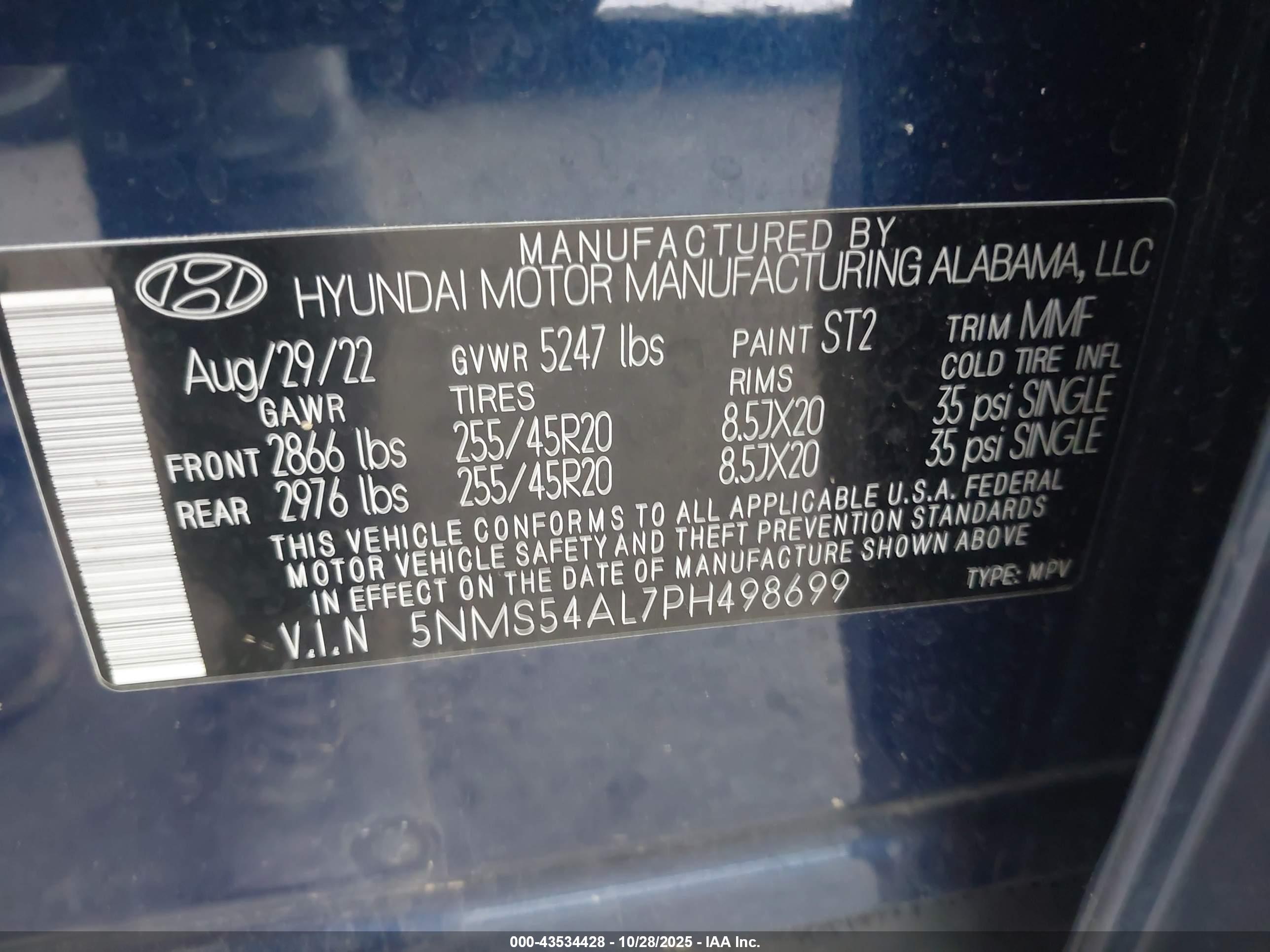 HYUNDAI SANTA image 9