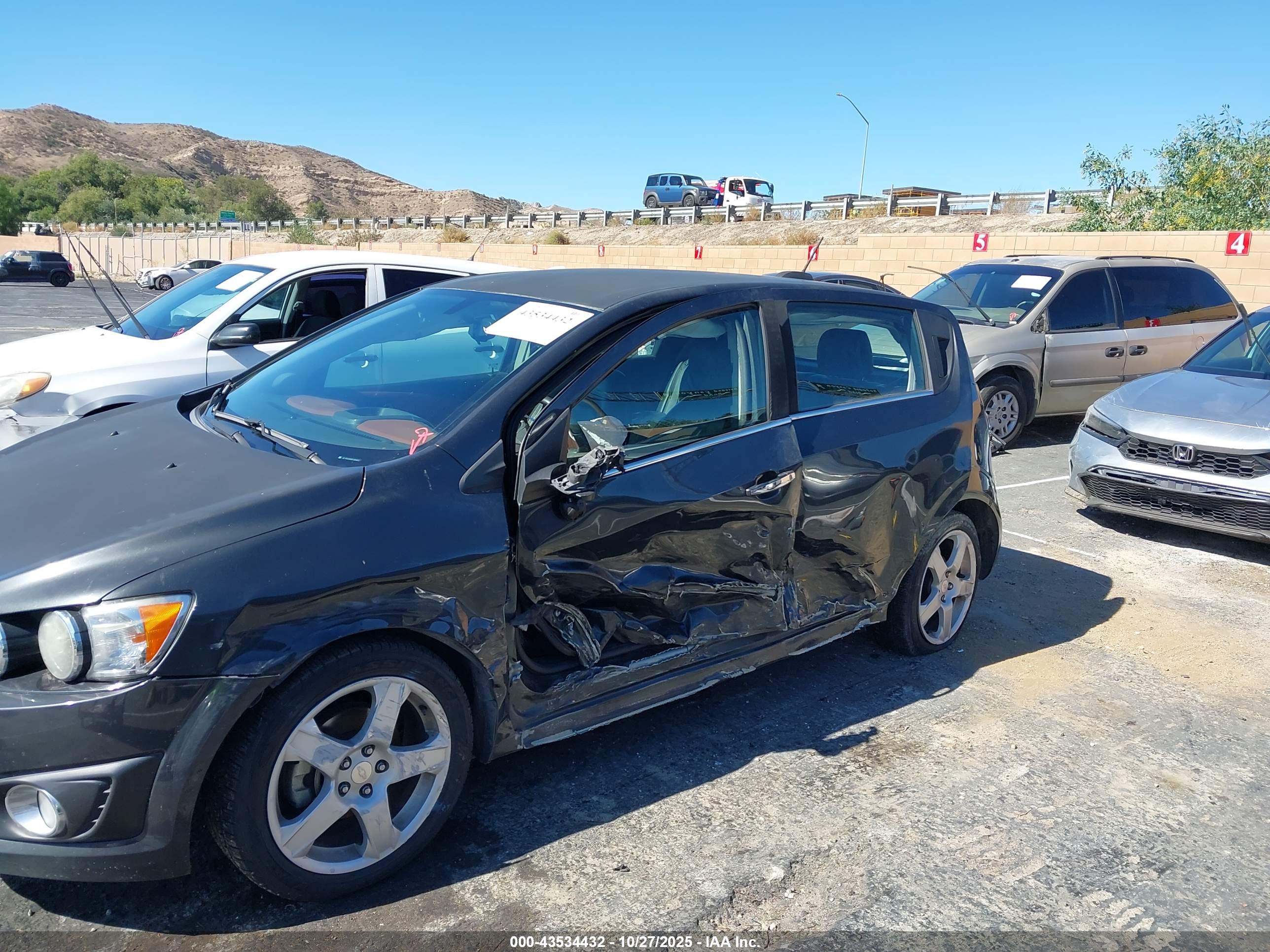 CHEVROLET SONIC image 6