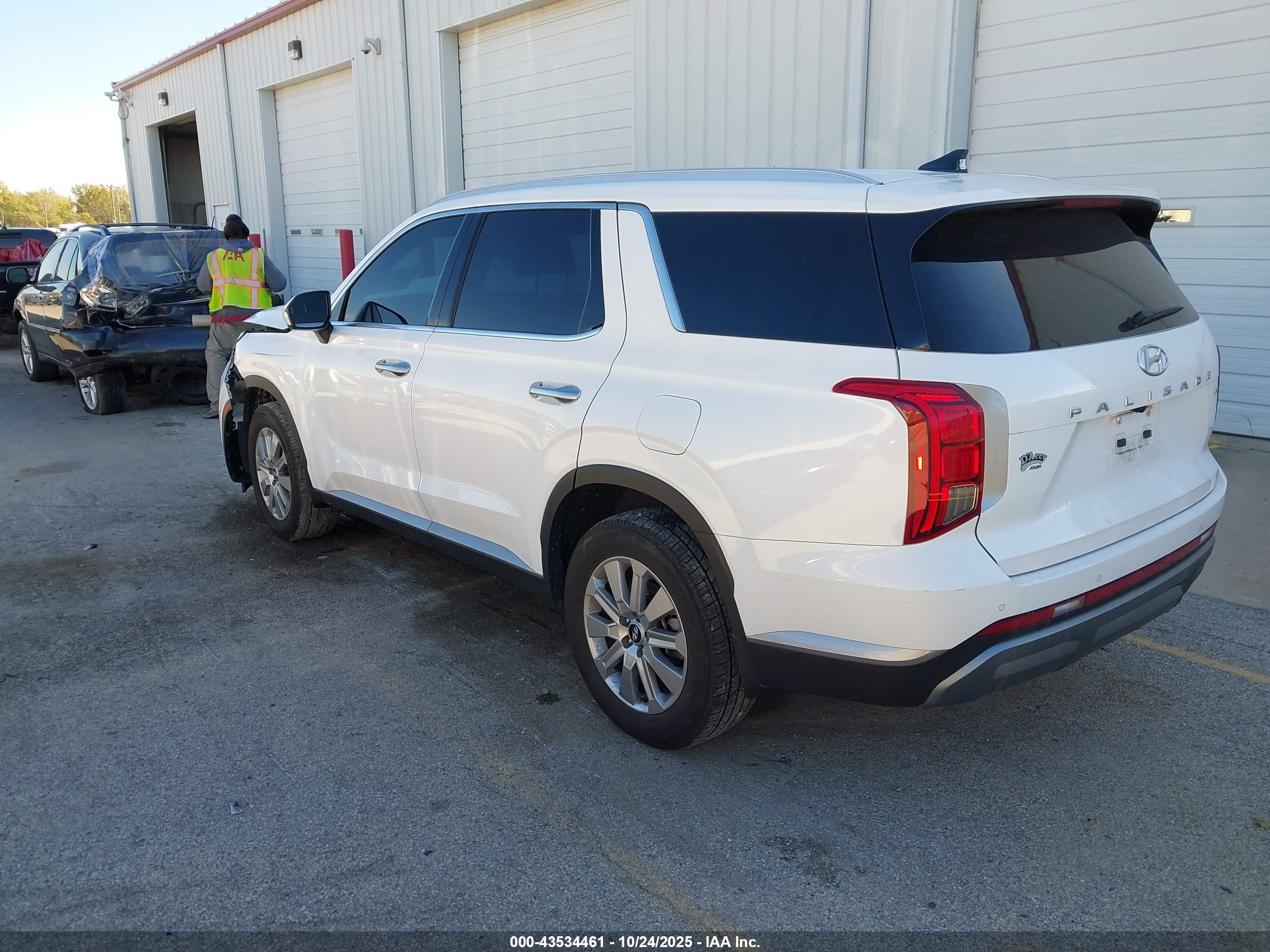 HYUNDAI PALISADE image 3
