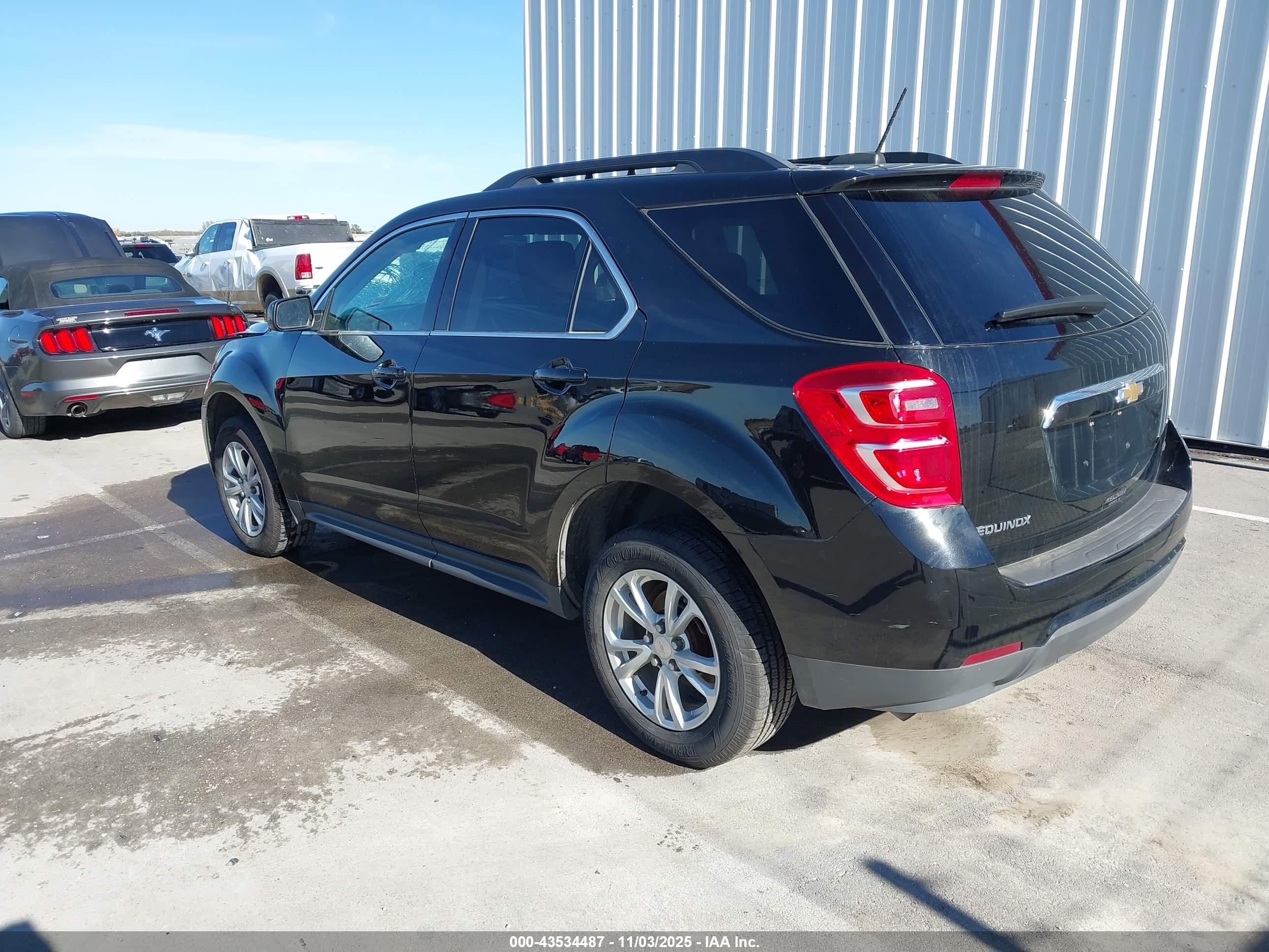CHEVROLET EQUINOX image 3