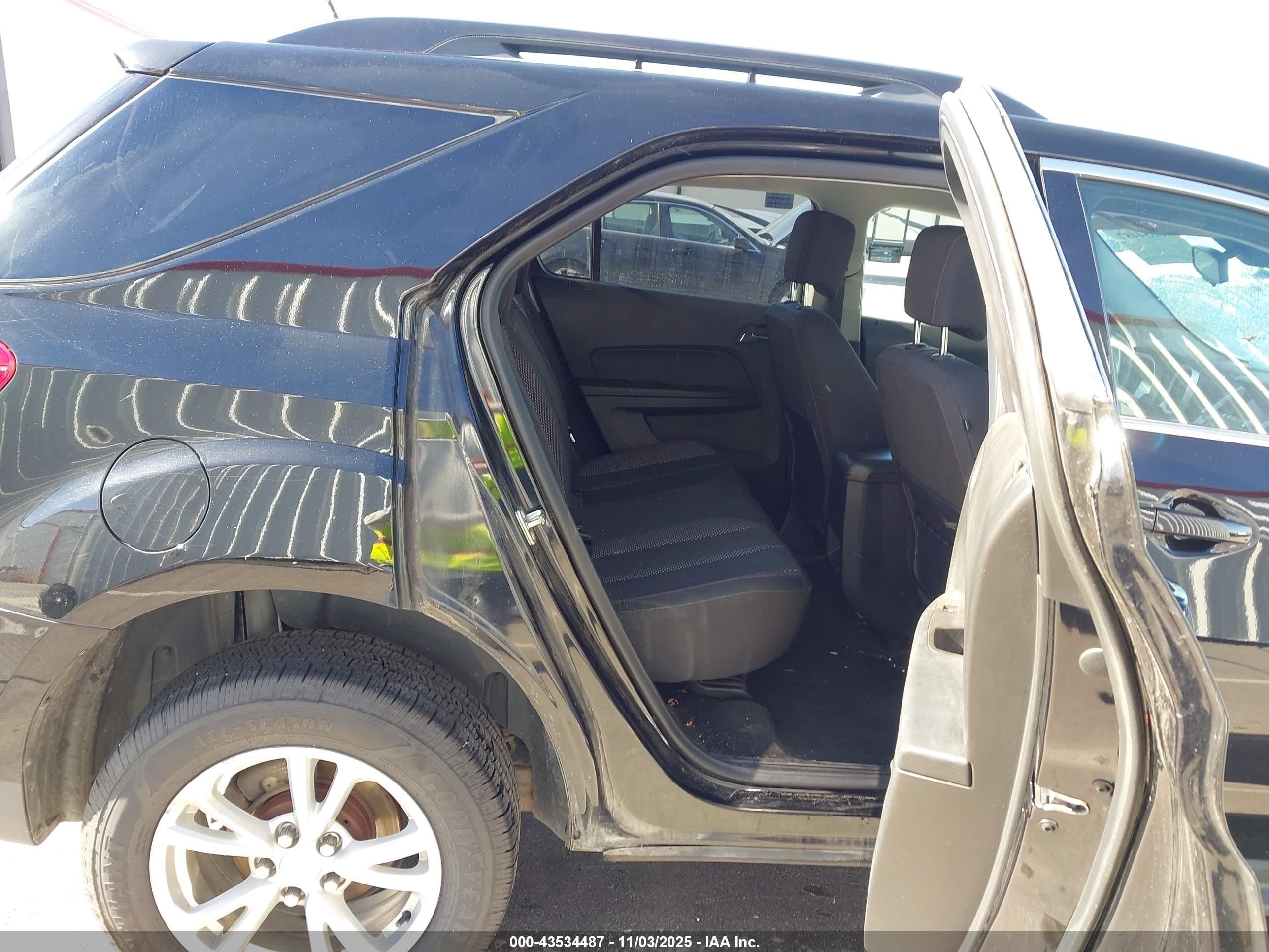 CHEVROLET EQUINOX image 8