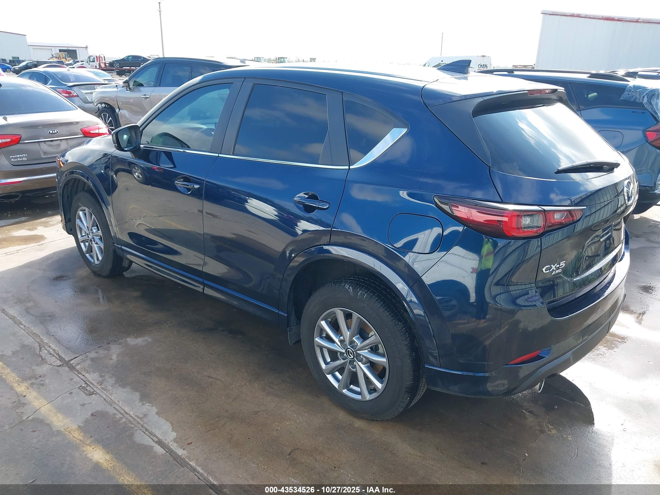 MAZDA CX-5 image 3