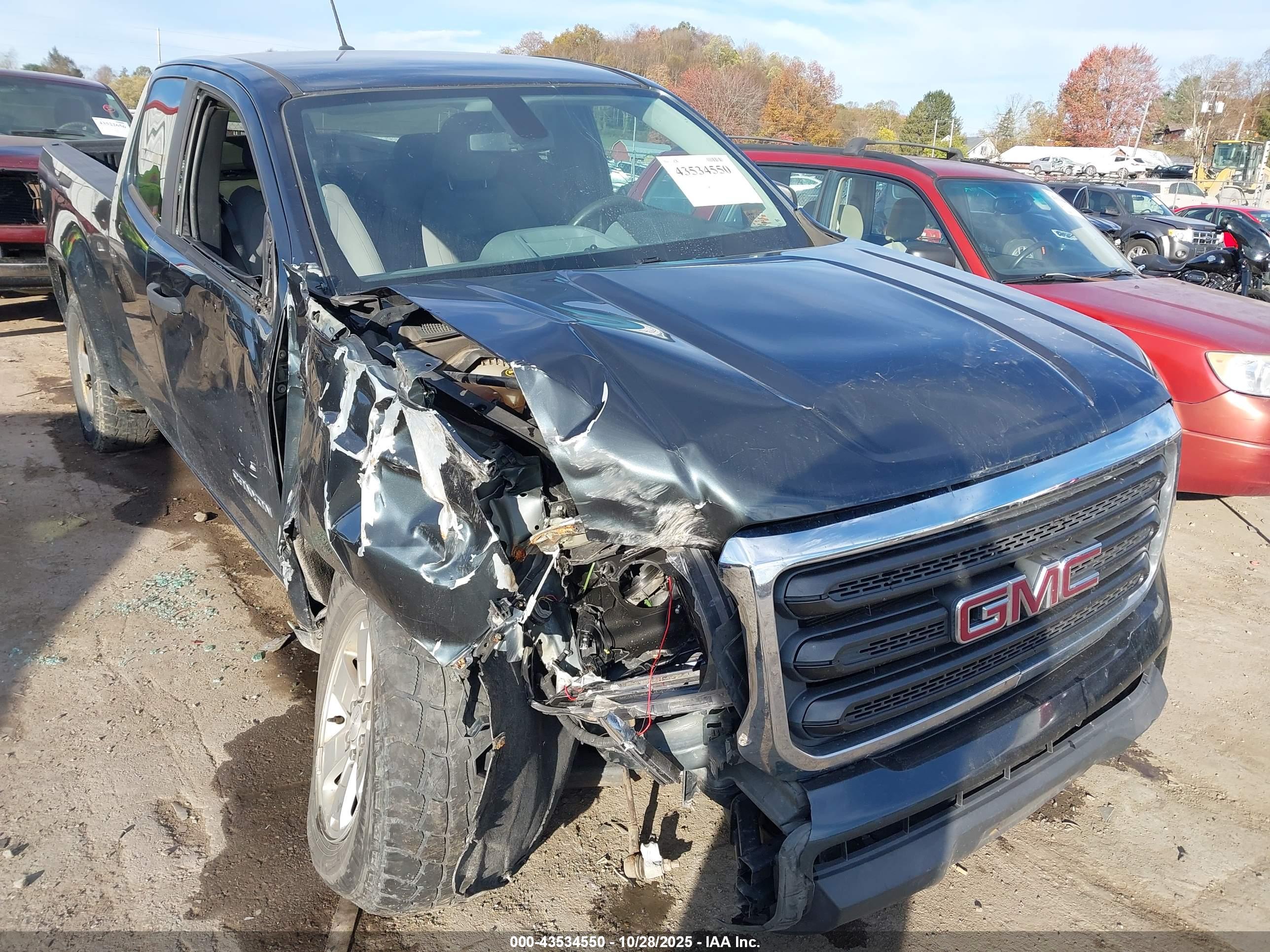 GMC CANYON image 6