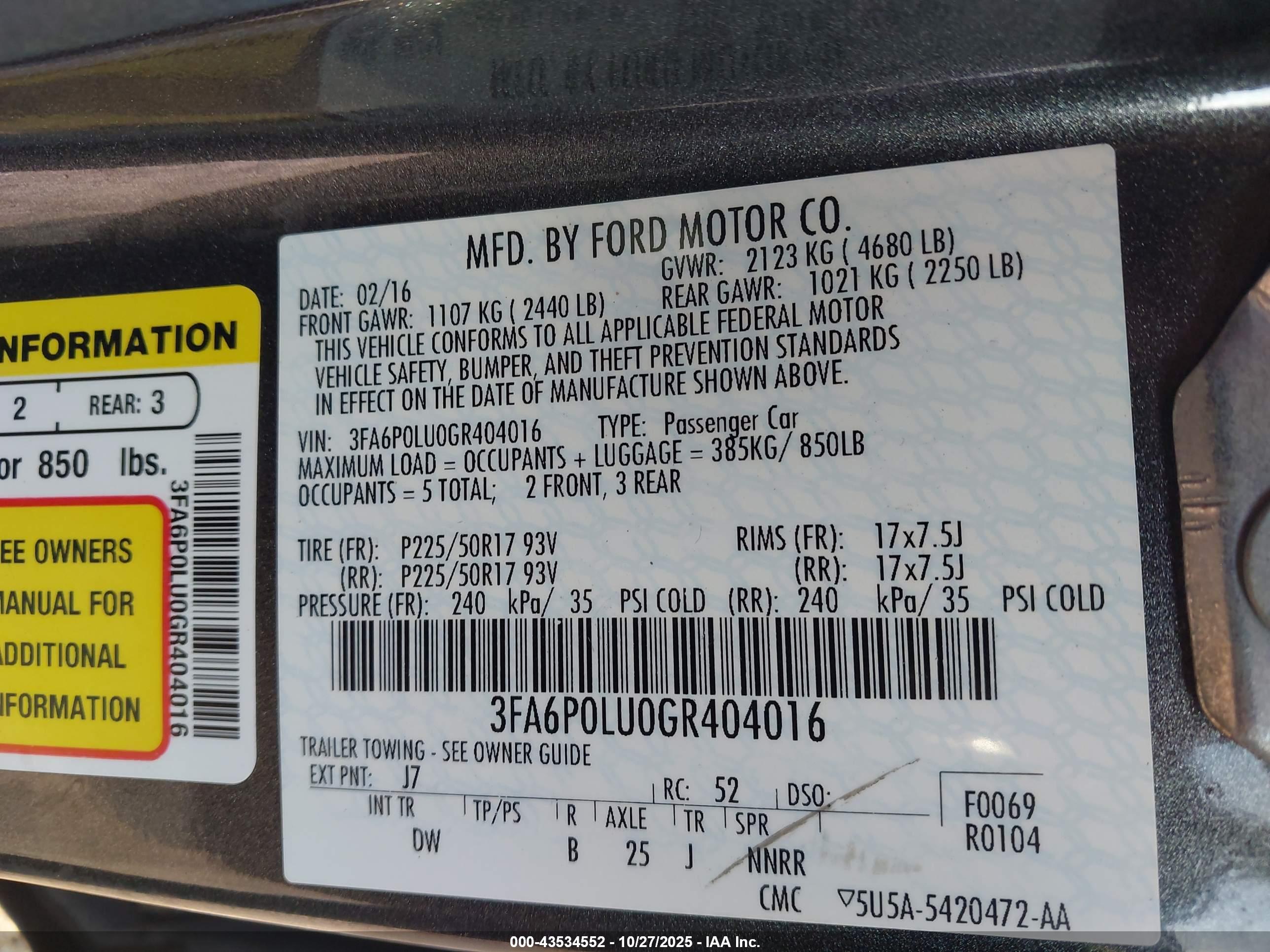 FORD FUSION image 9