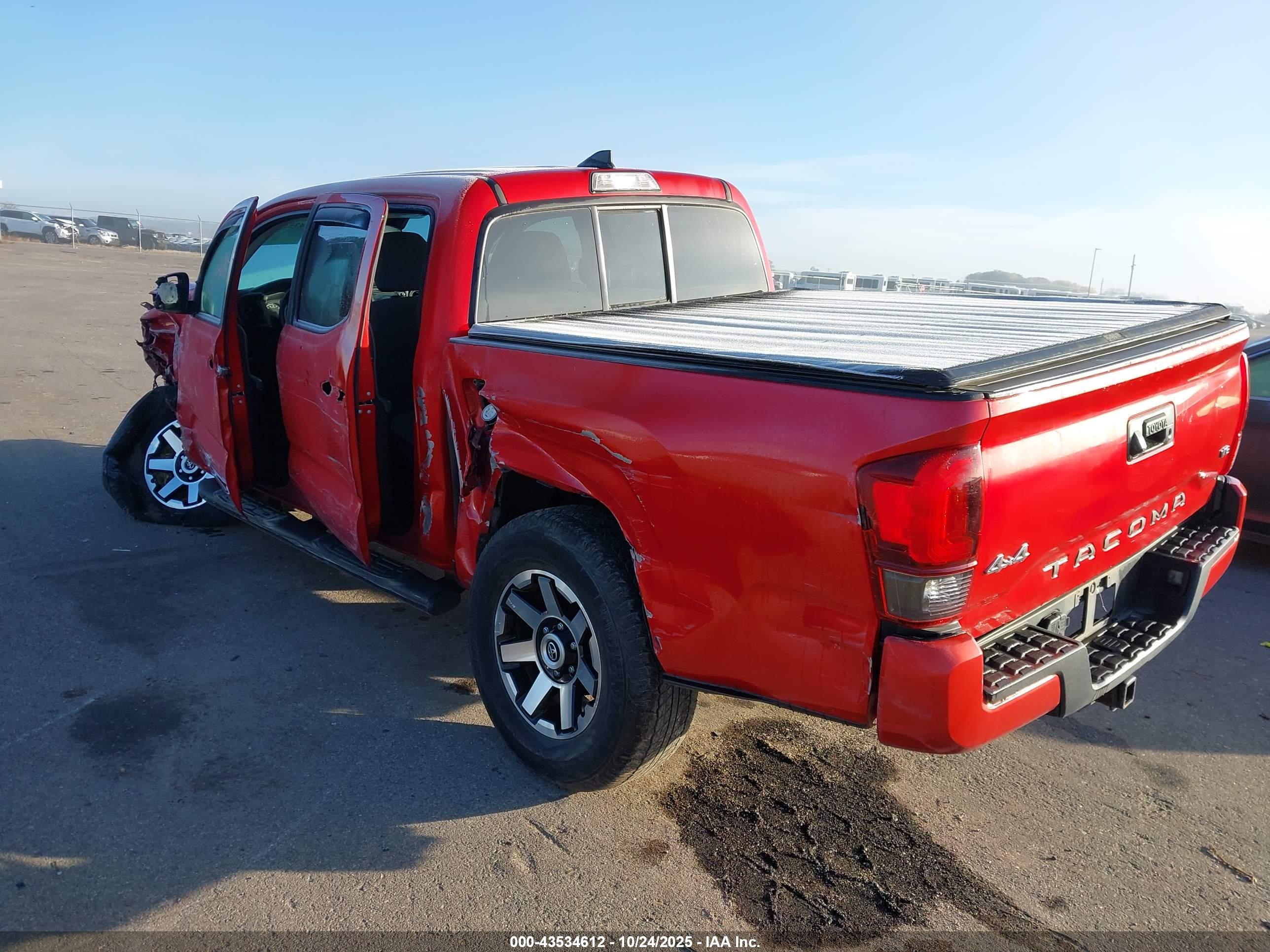TOYOTA TACOMA image 3
