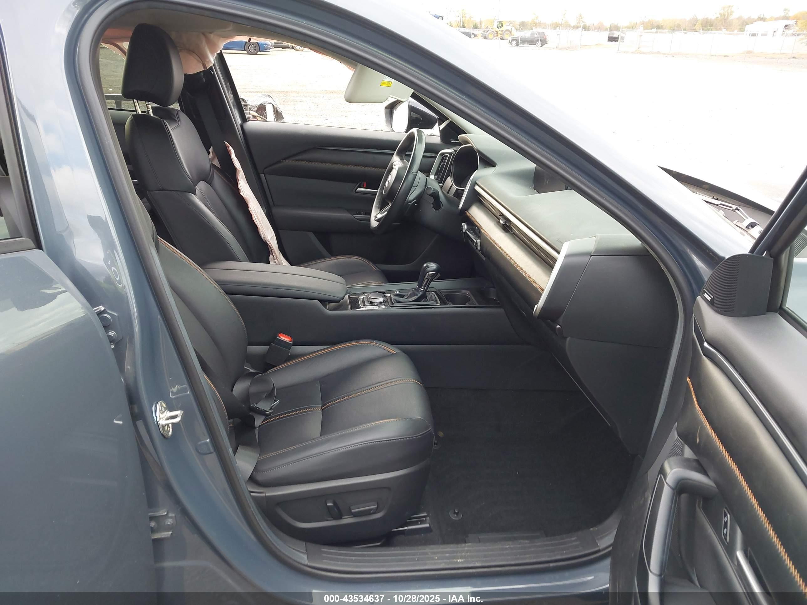 MAZDA CX-50 image 5