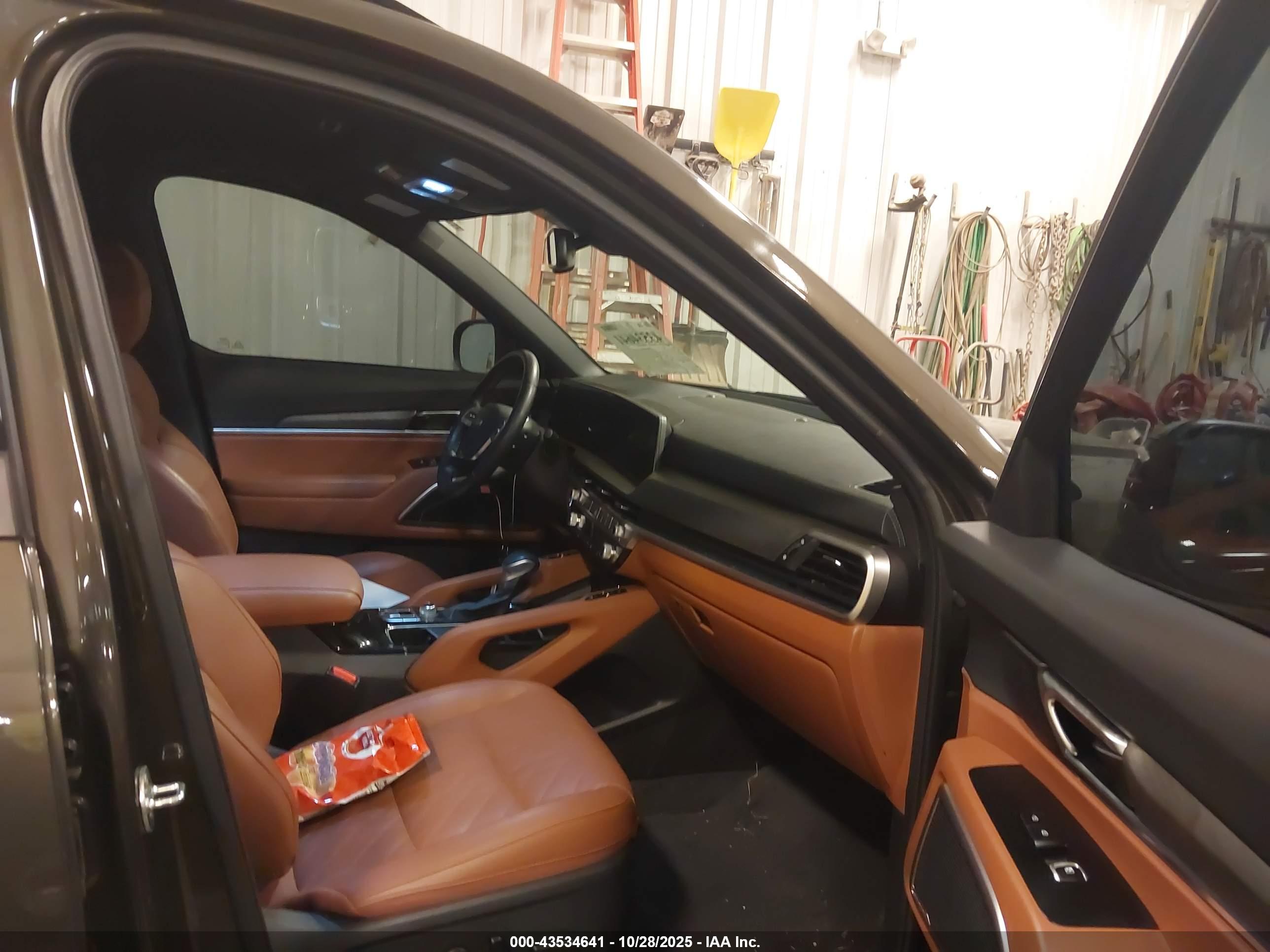 KIA TELLURIDE image 5