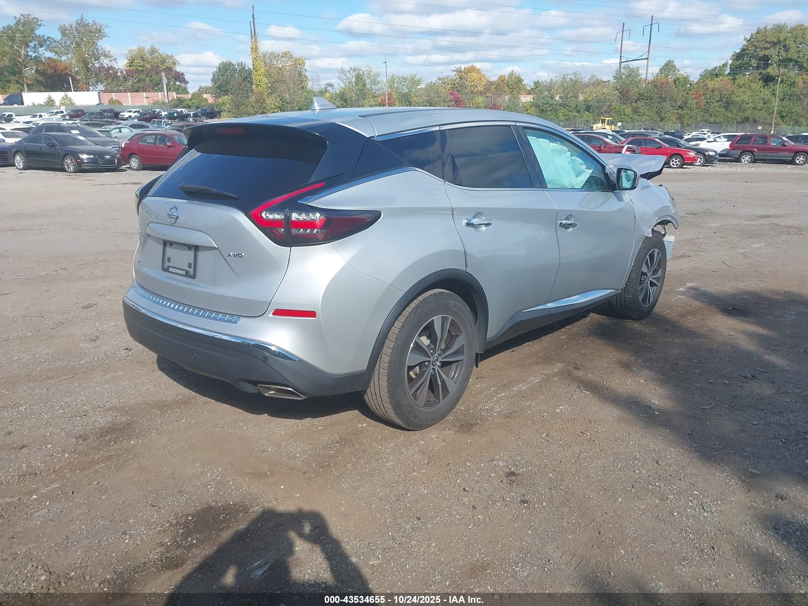 NISSAN MURANO image 4