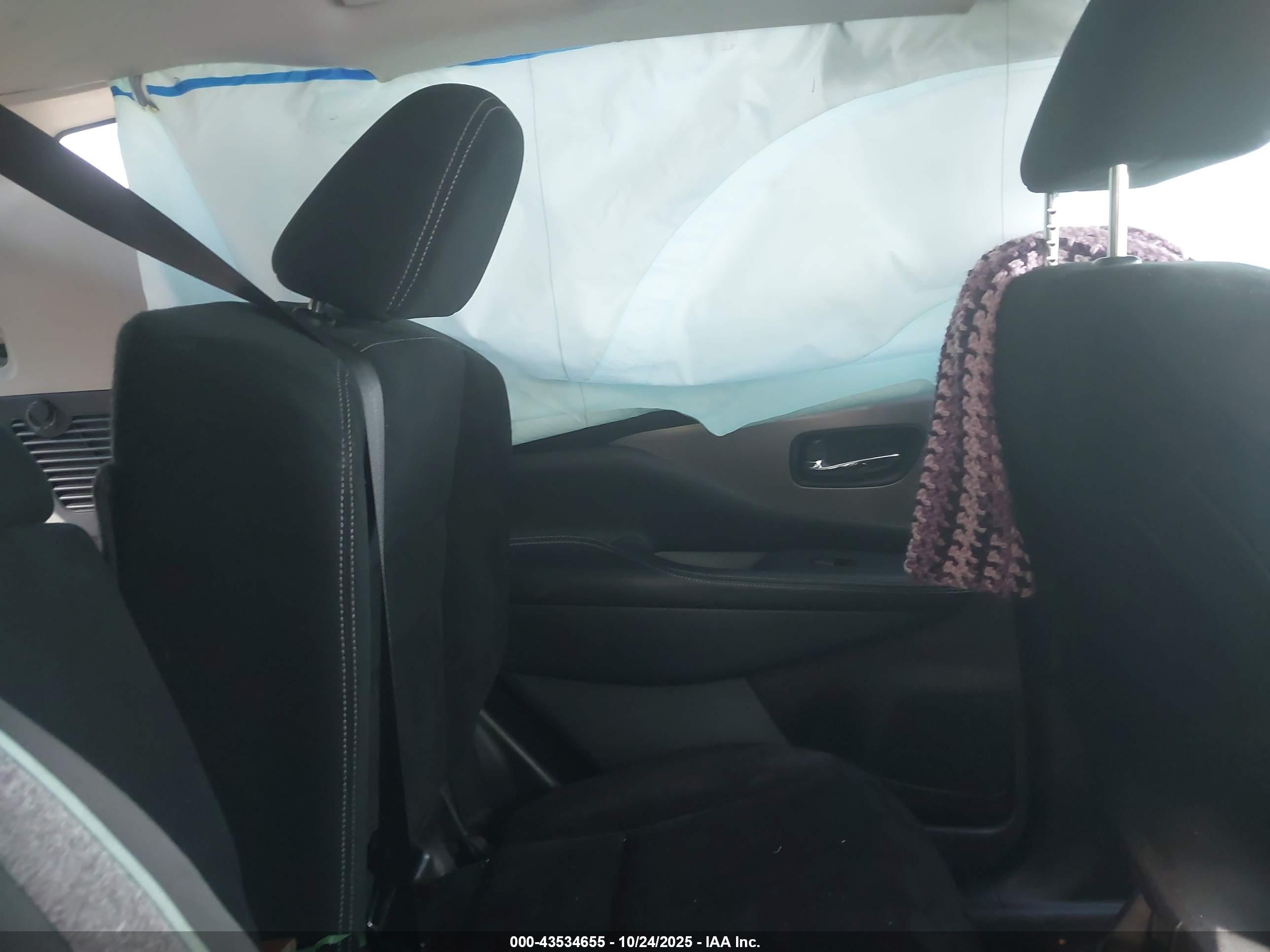NISSAN MURANO image 8