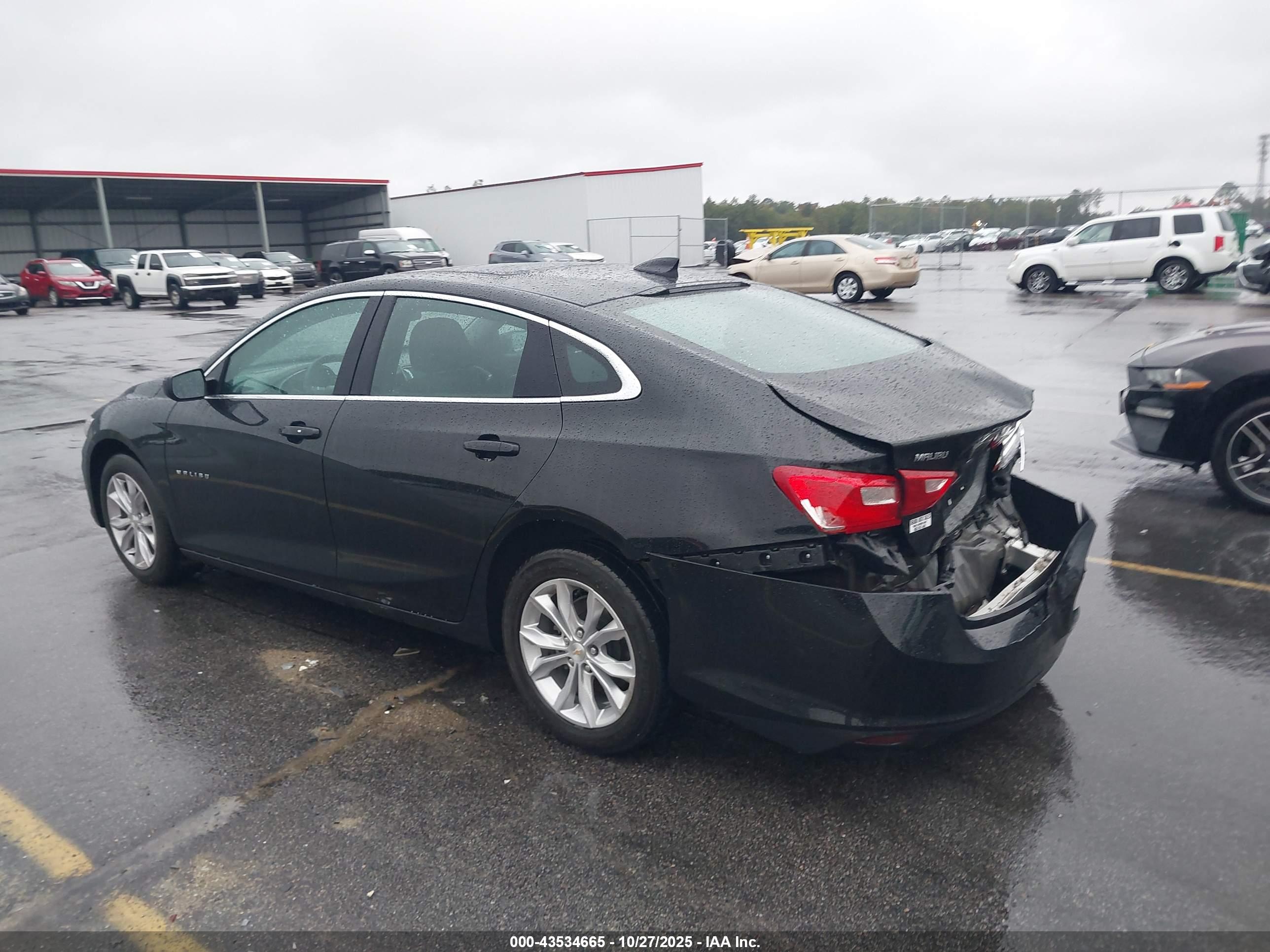 CHEVROLET MALIBU image 3