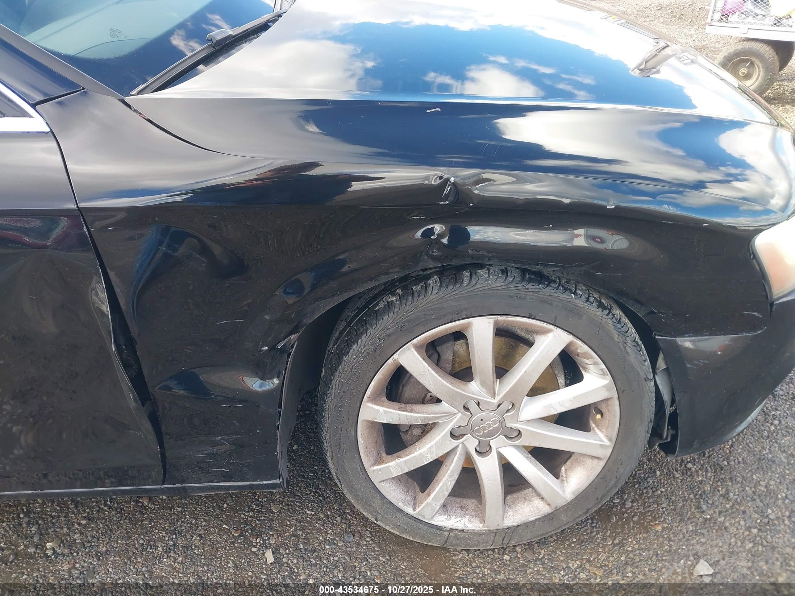 AUDI A4 image 6