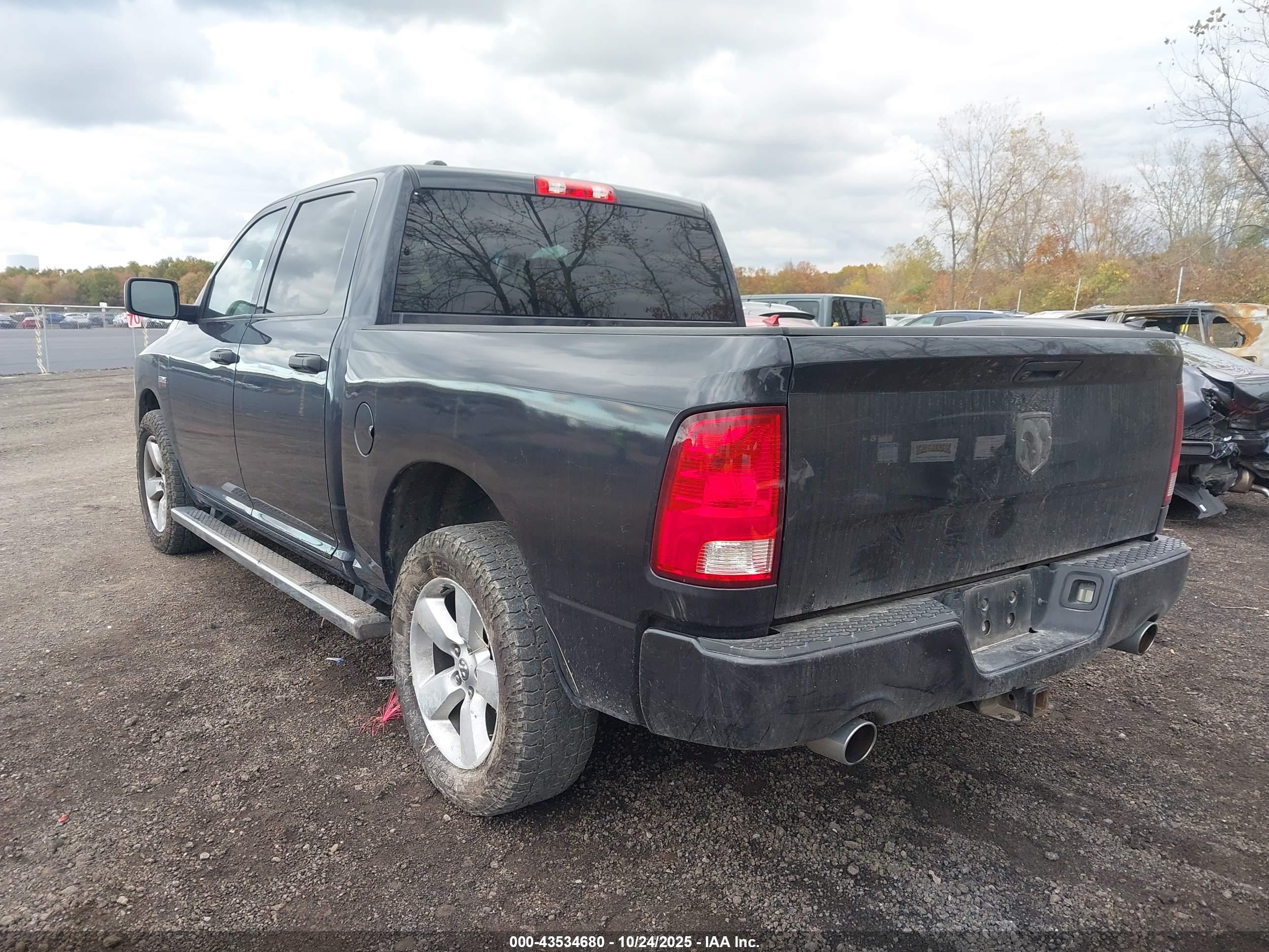 RAM 1500 image 3