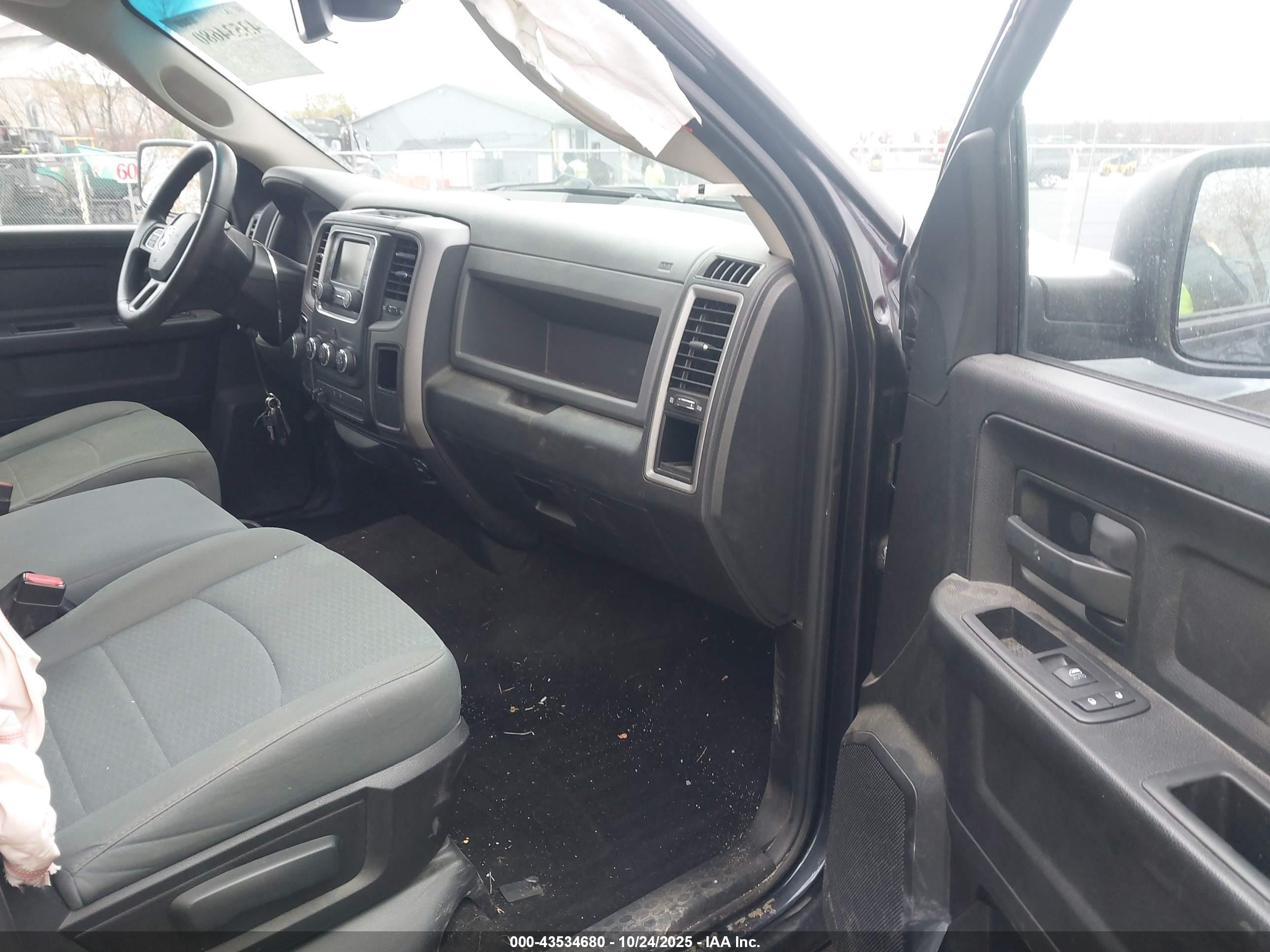 RAM 1500 image 5