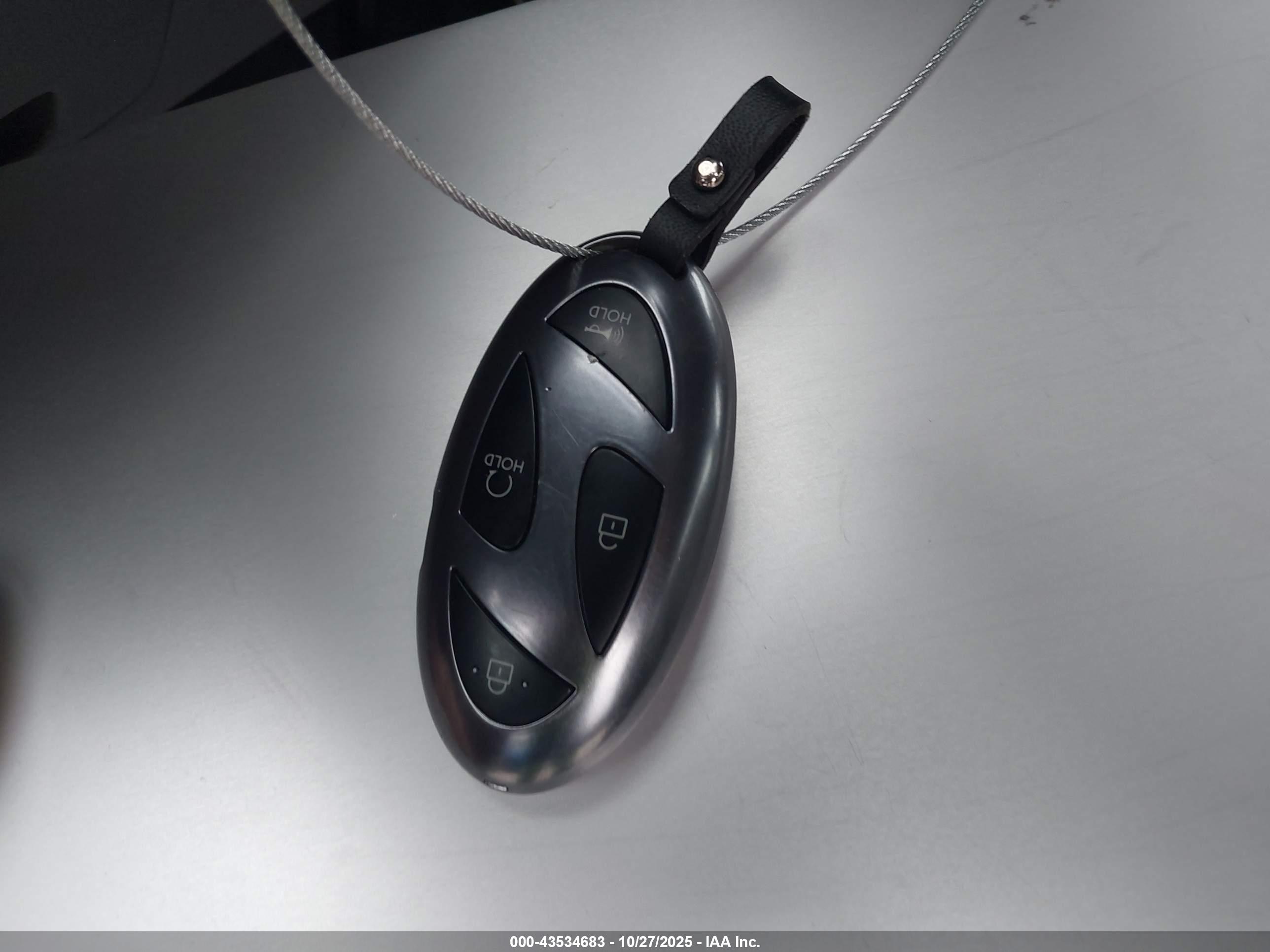 HYUNDAI ELANTRA image 11