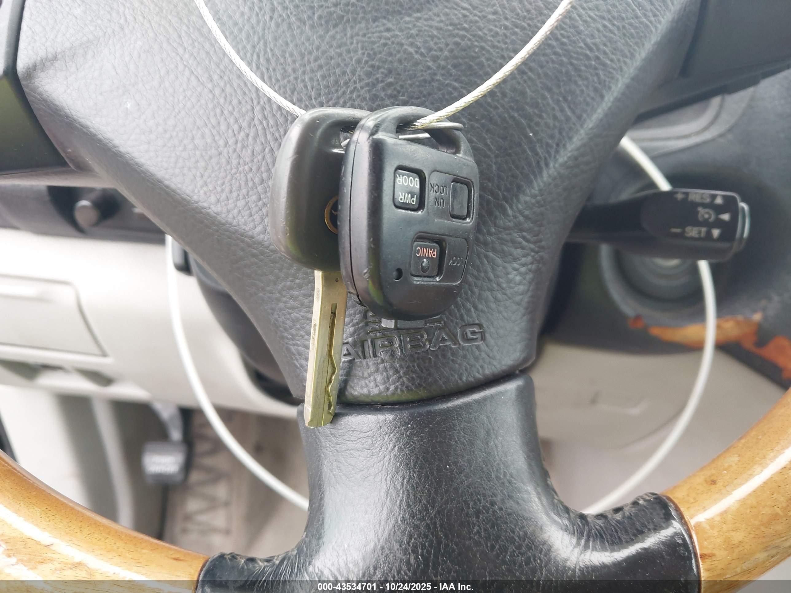 LEXUS RX image 11